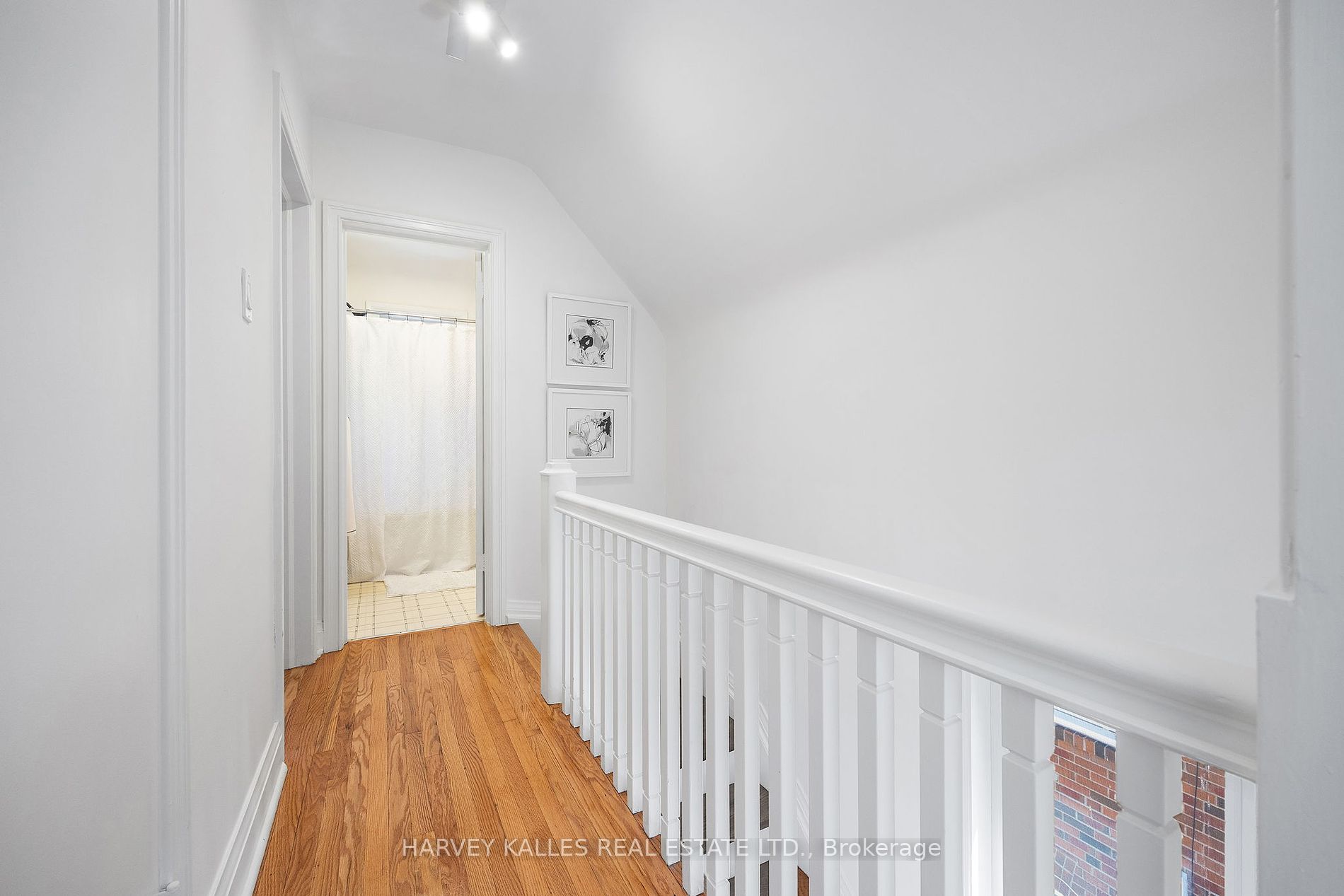 136 Glenvale Boulevard