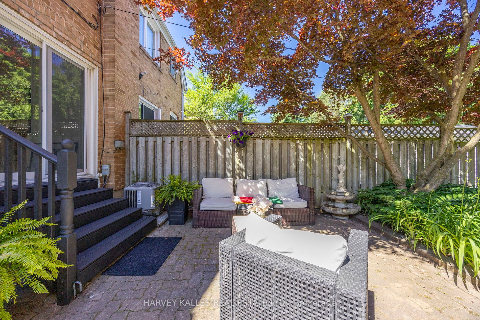136 Glenvale Boulevard