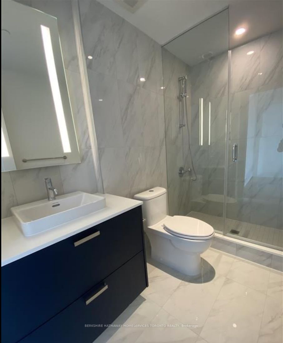 470 Front Street W #1706