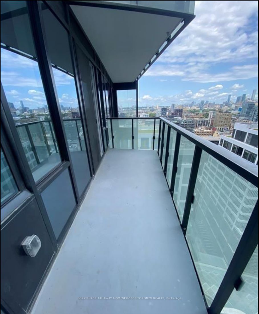 470 Front Street W #1706