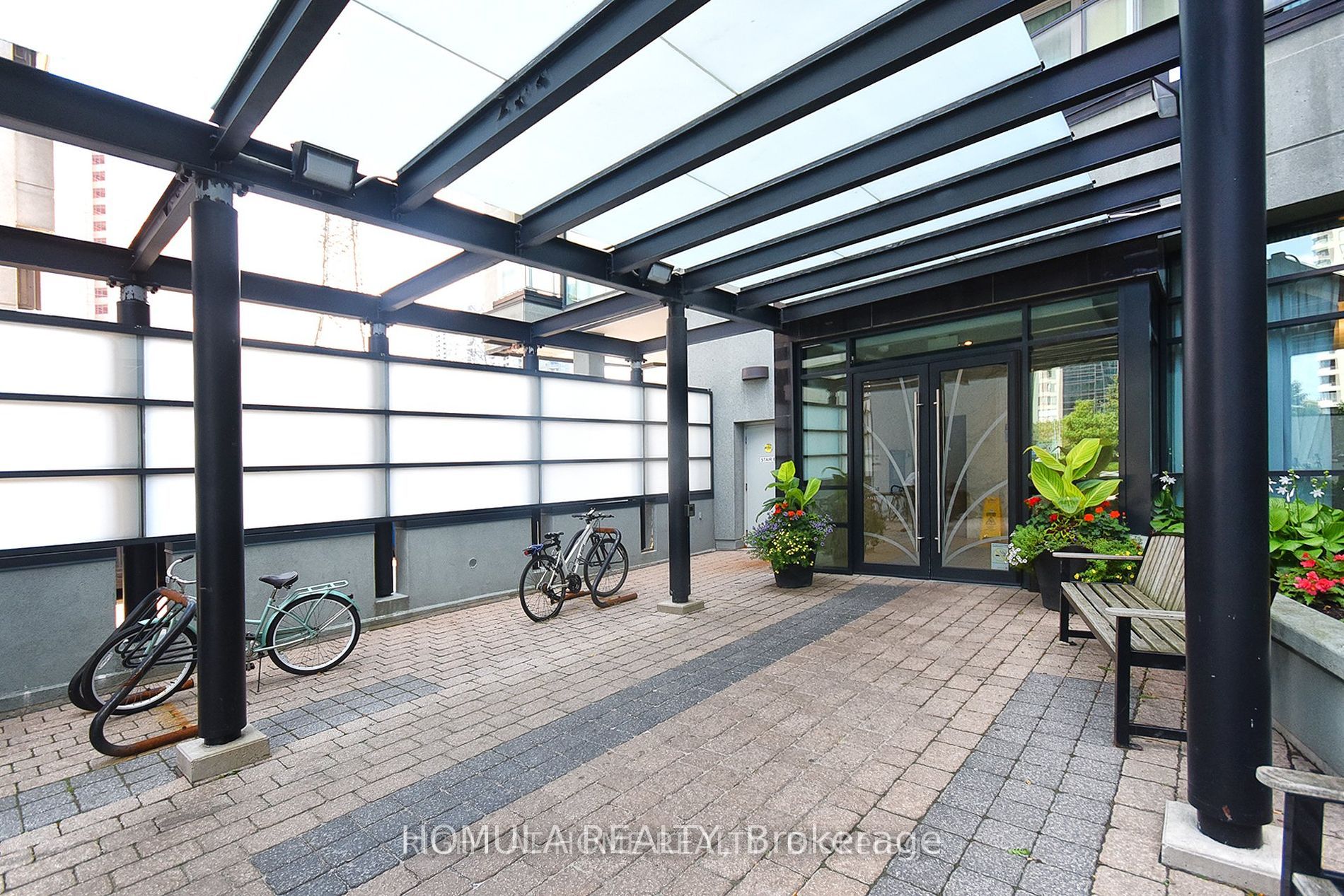 5740 Yonge St, #1102