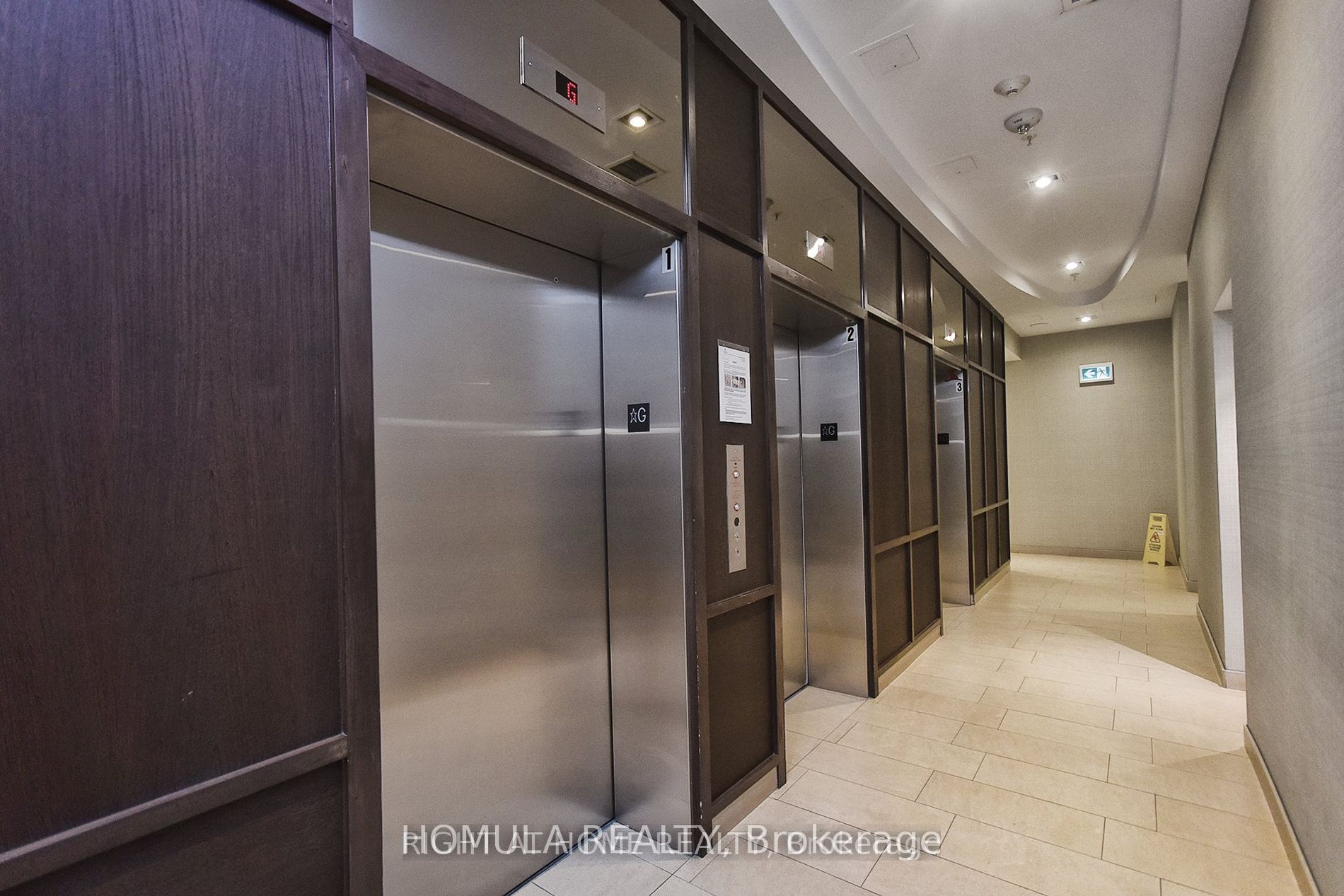 5740 Yonge St, #1102