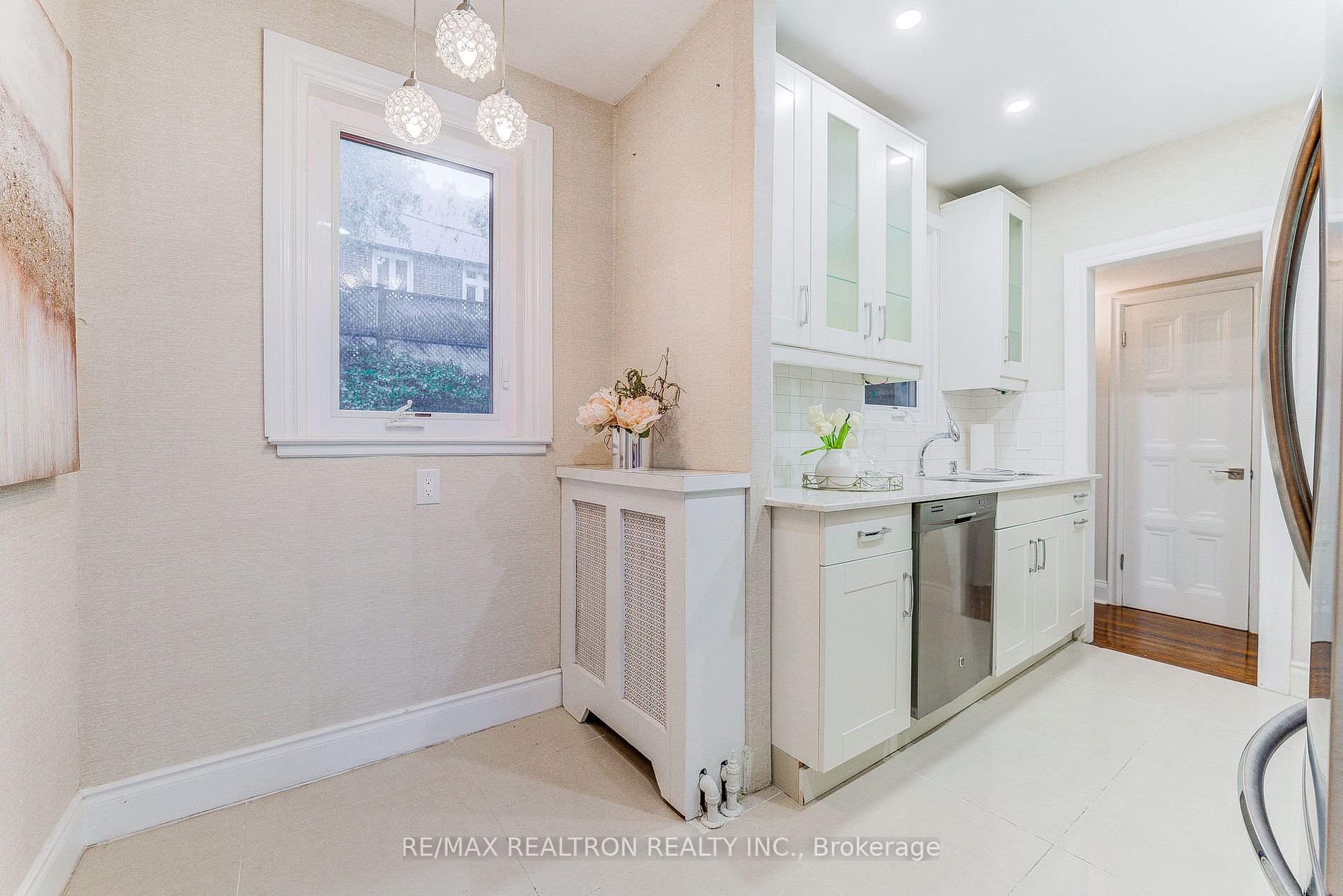 603 Spadina Road