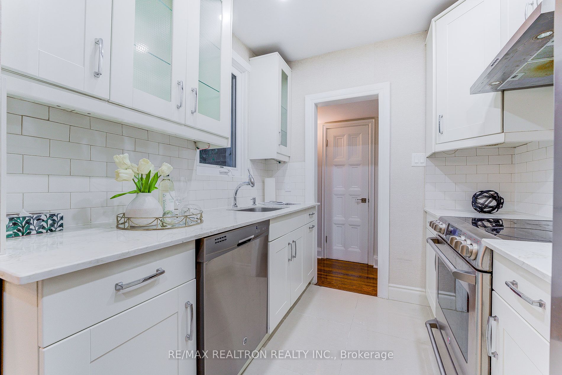 603 Spadina Road