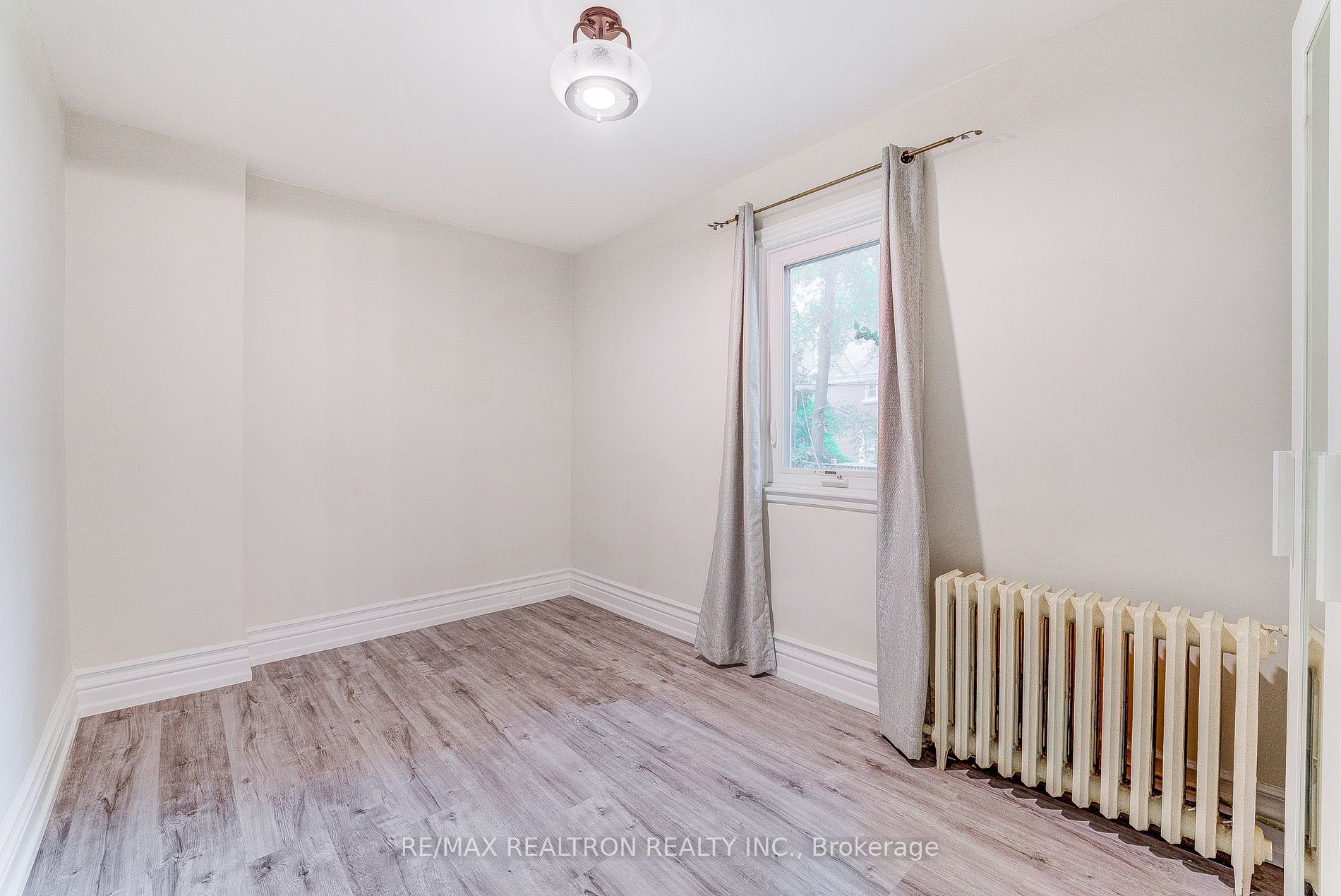 603 Spadina Road
