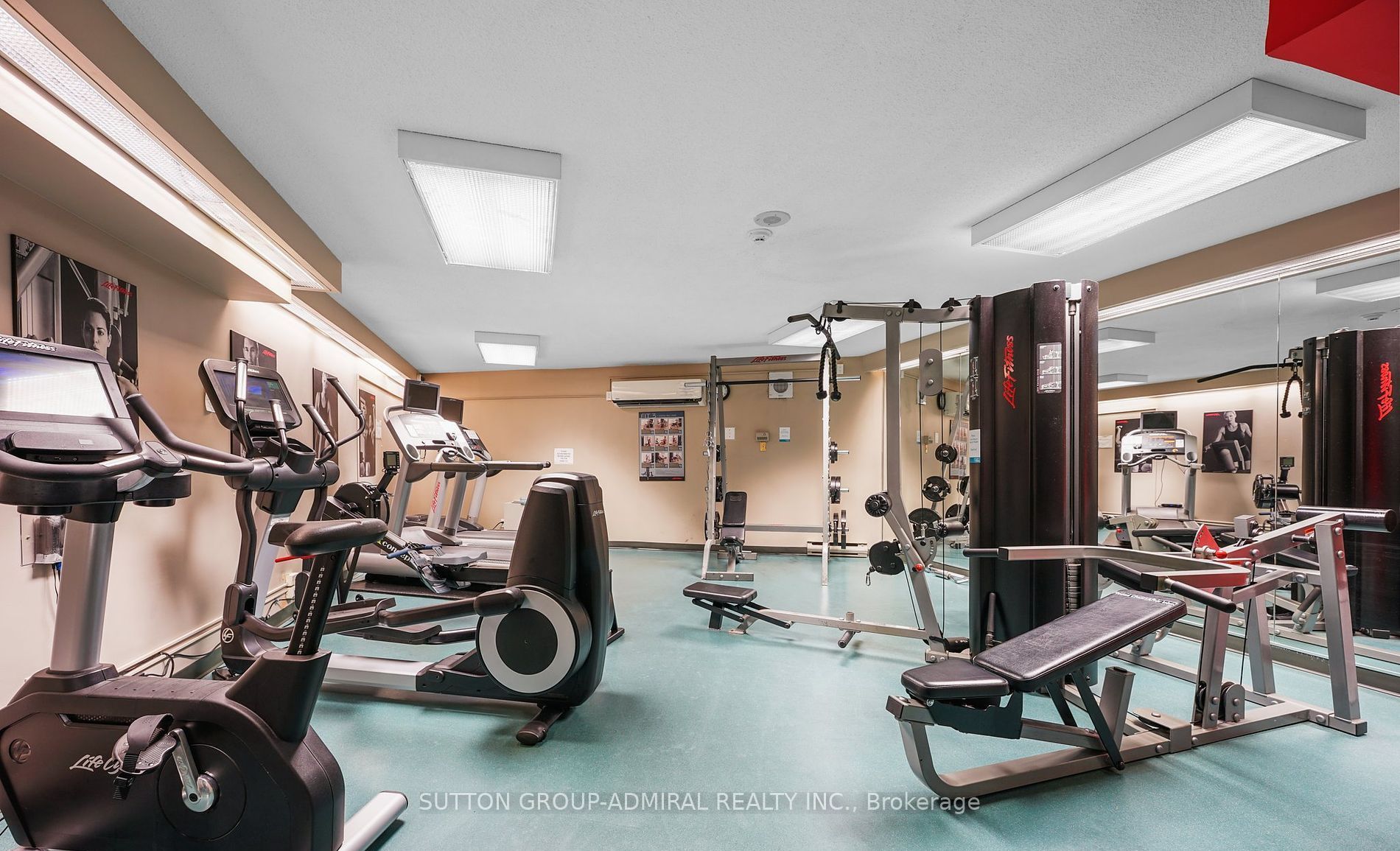 260 Queens Quay W, #1406