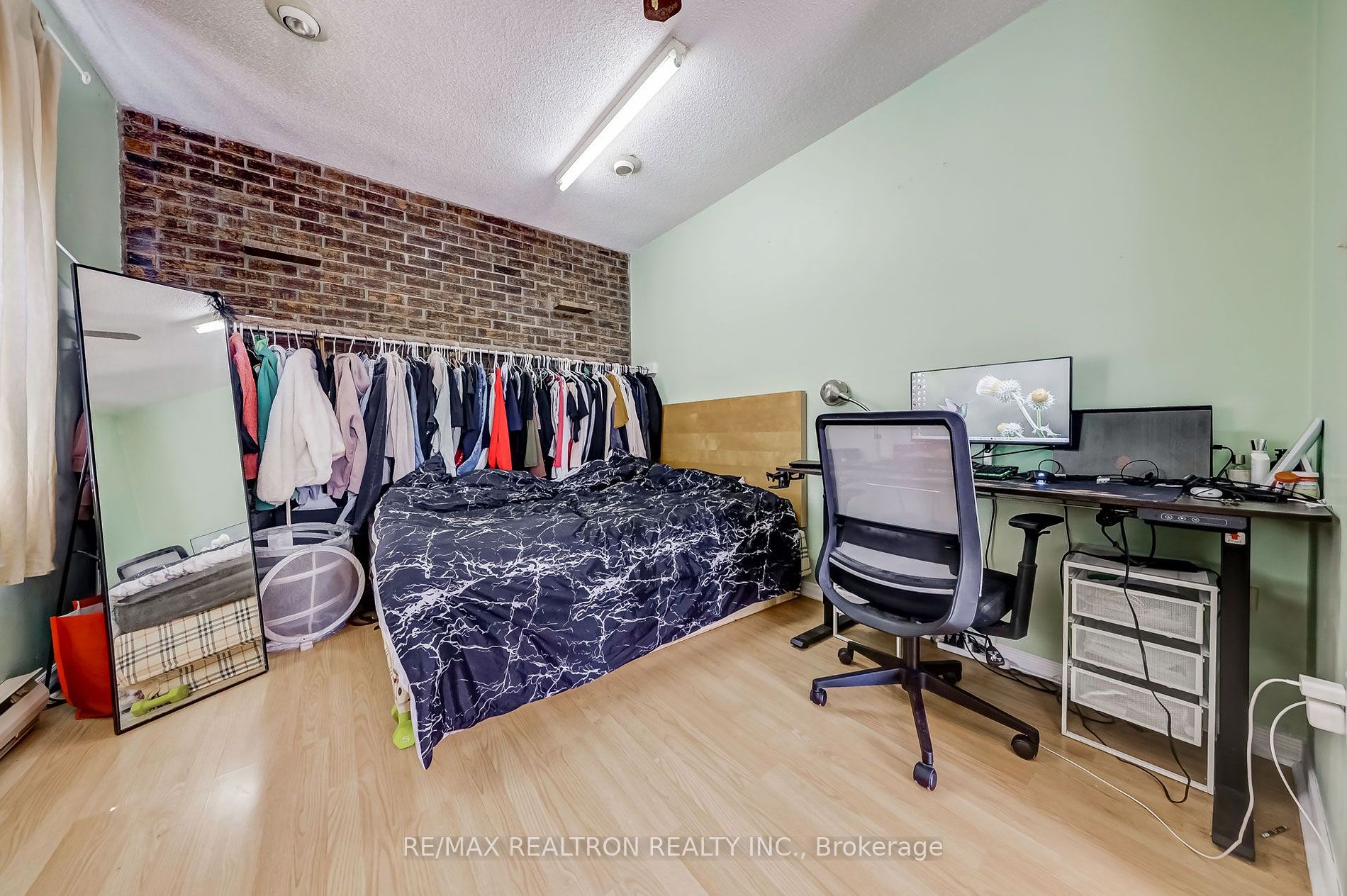 88 Cherrystone Drive