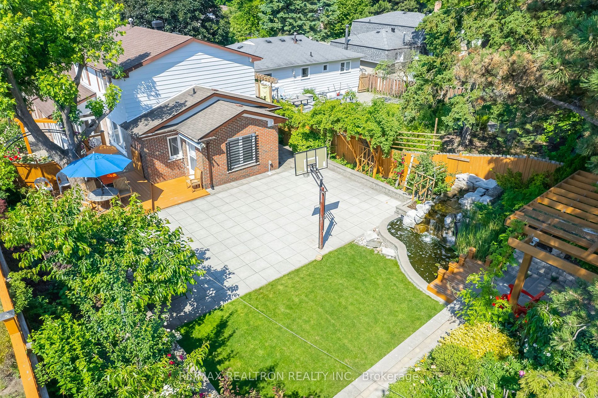 88 Cherrystone Drive