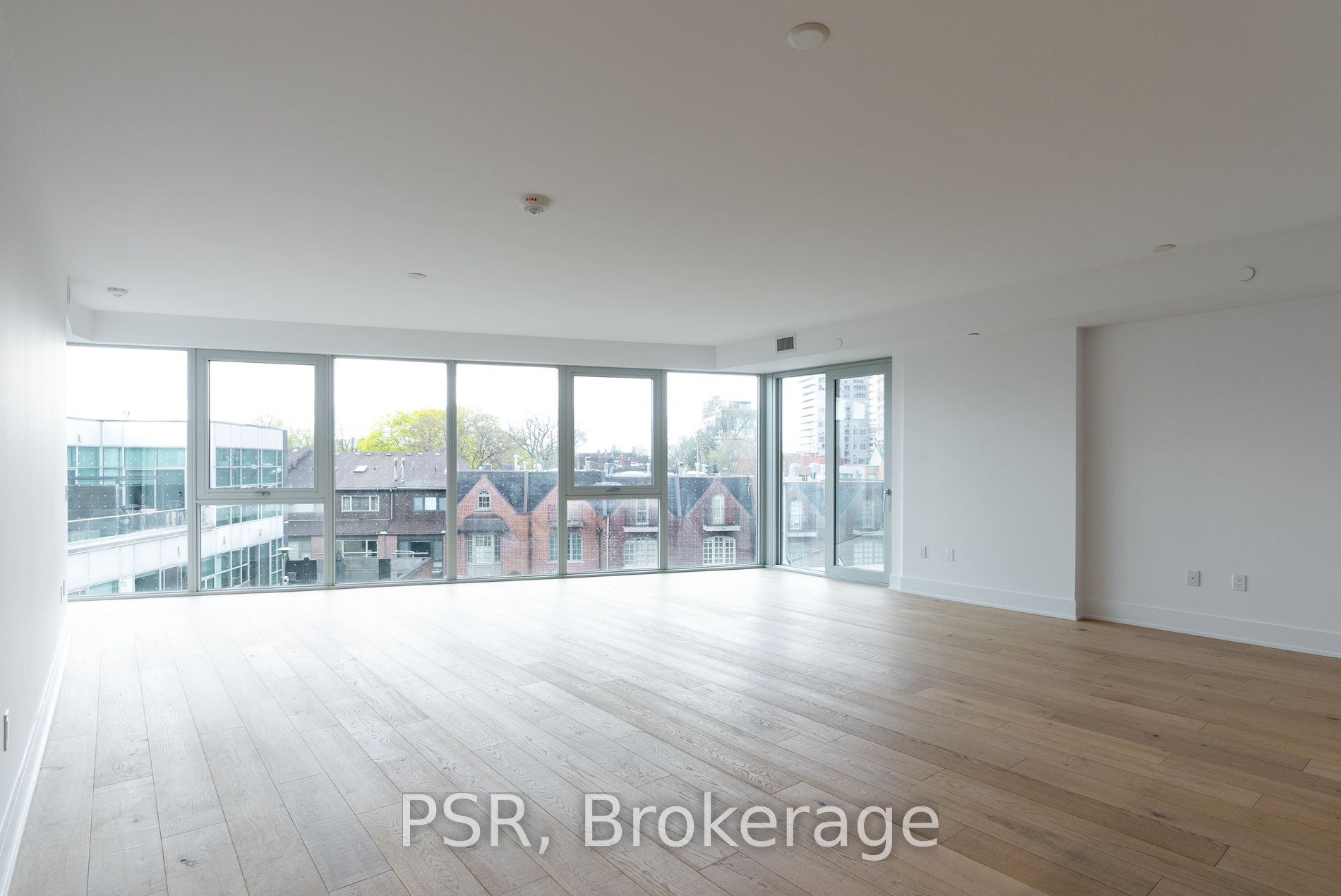 346 Davenport Road, #304