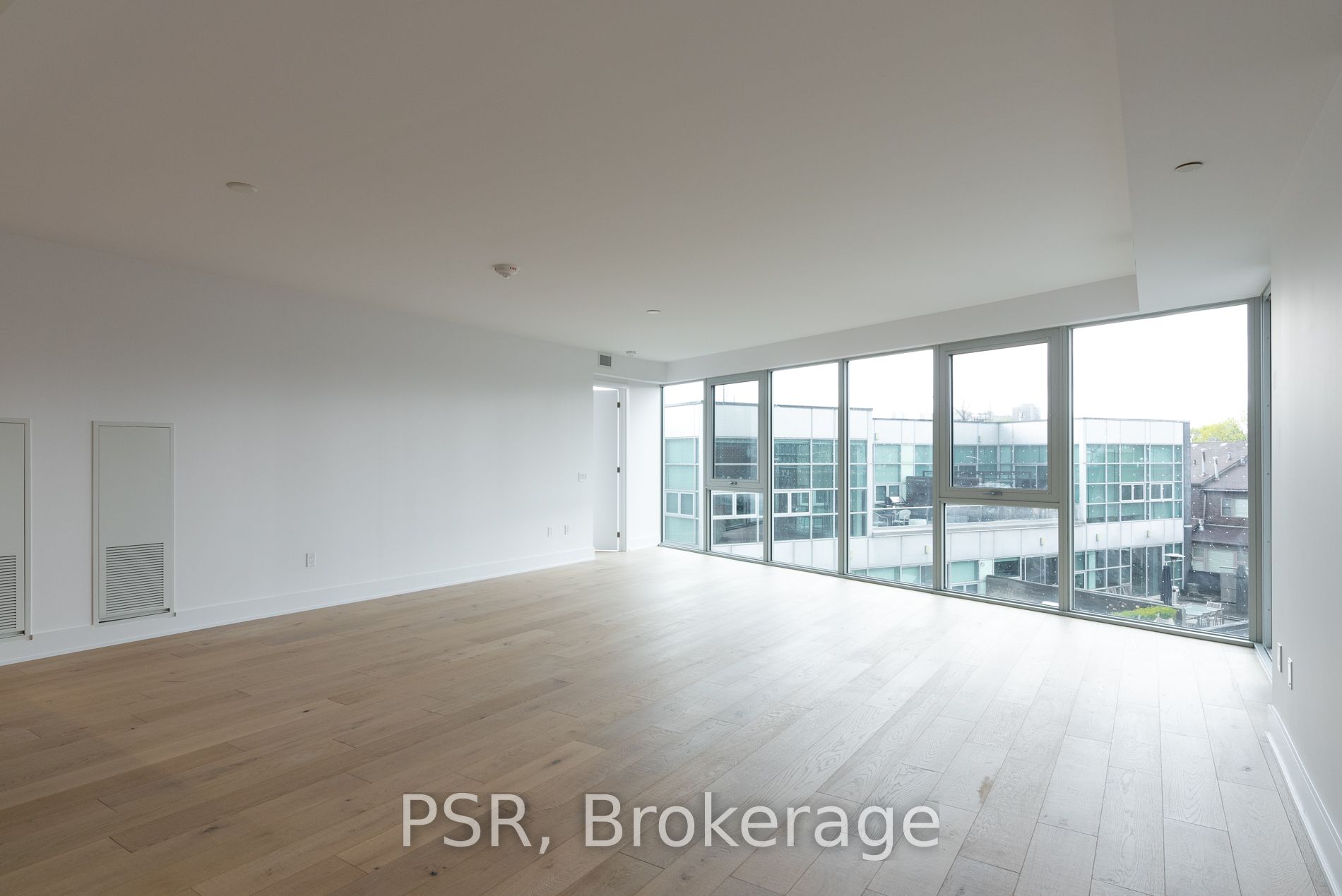 346 Davenport Road, #304