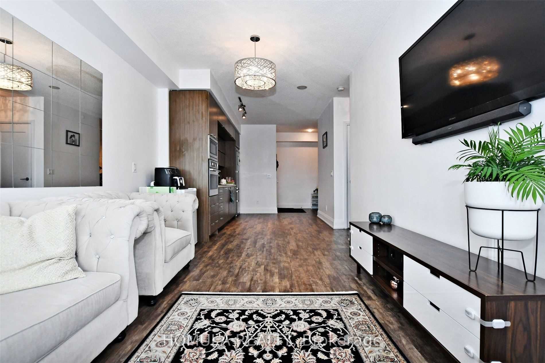 120 Harrison Garden Blvd, #1305