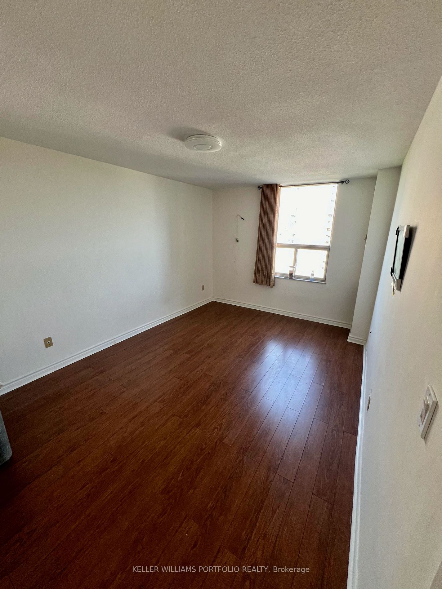 10 Edgecliff Gfwy, #1015