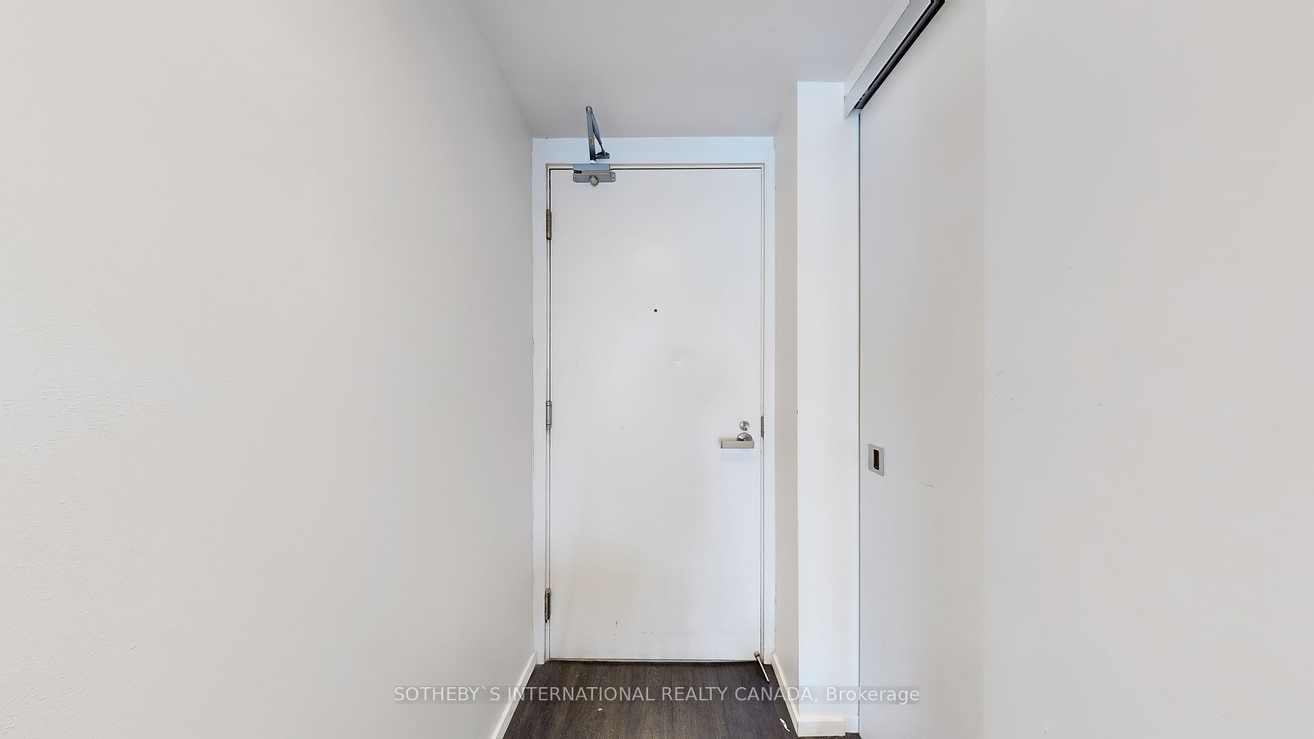 159 Dundas Street E #705
