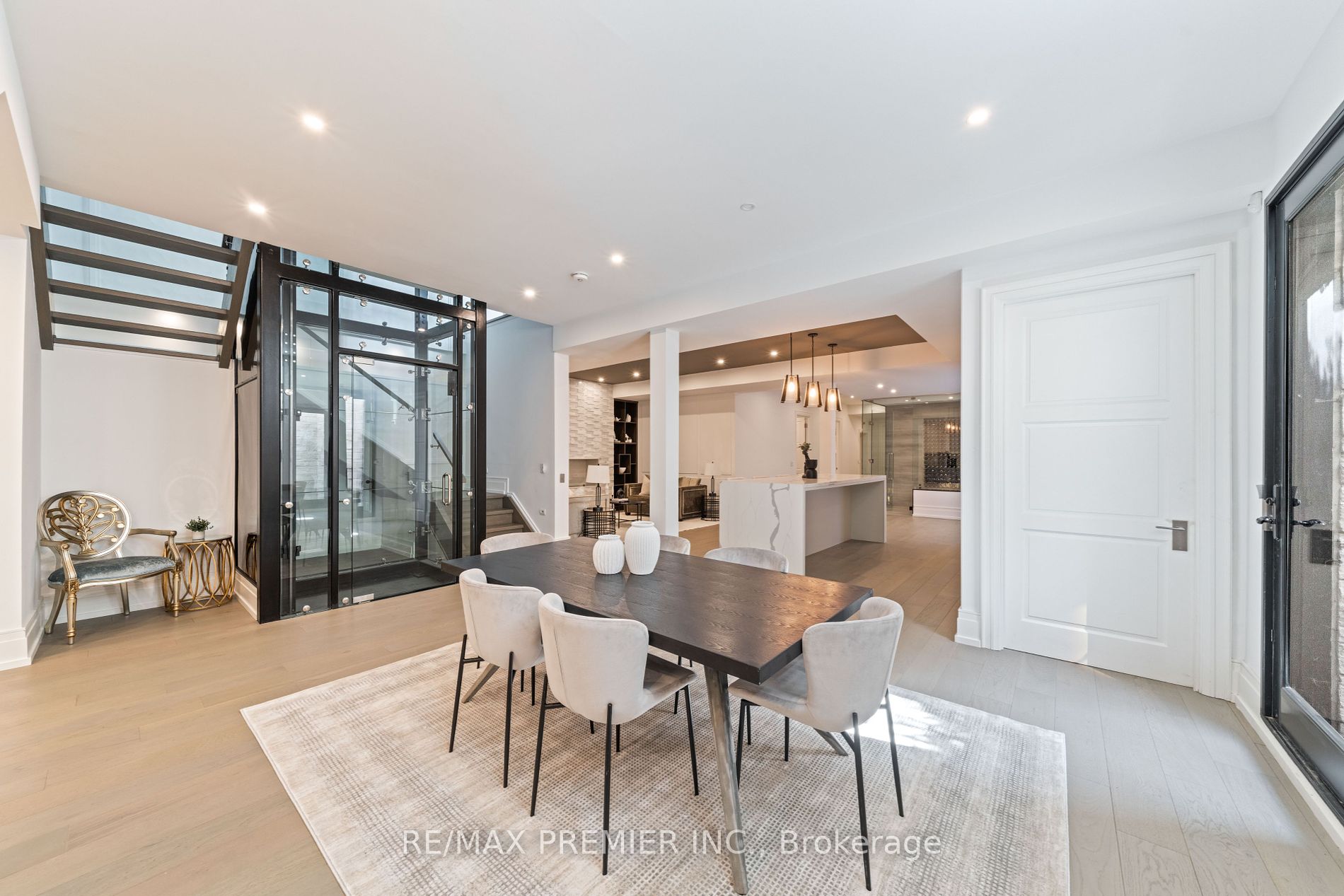 205 The Bridle Path