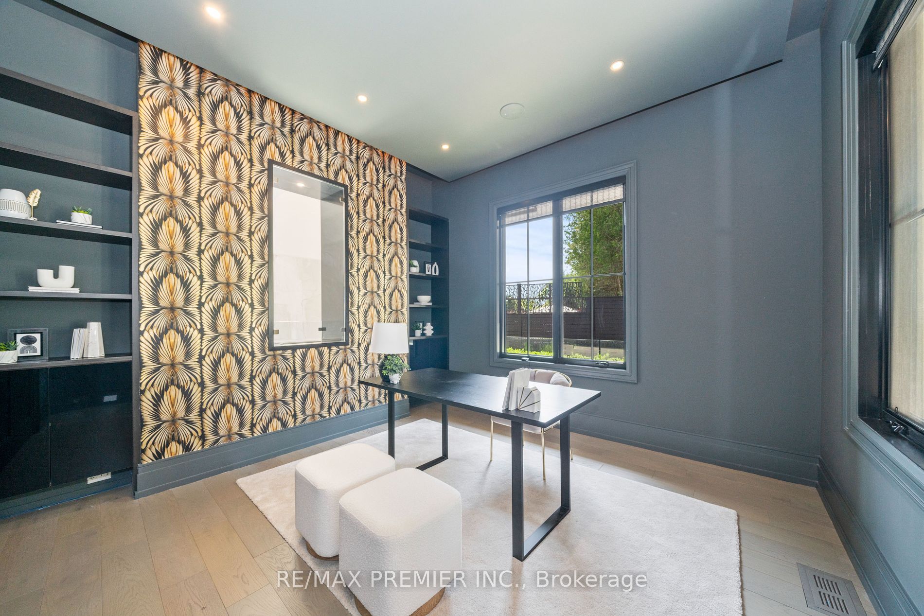 205 The Bridle Path