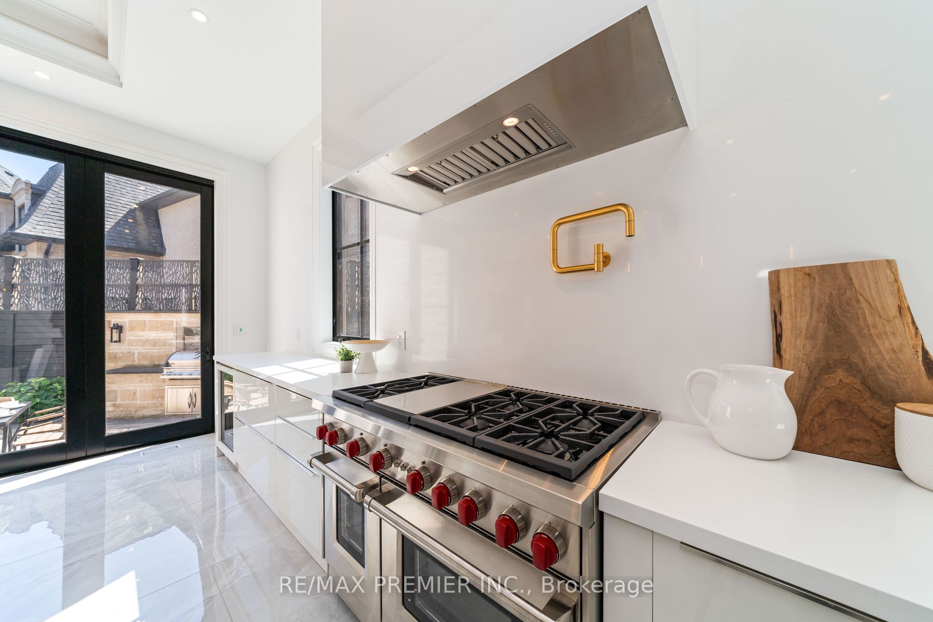 205 The Bridle Path