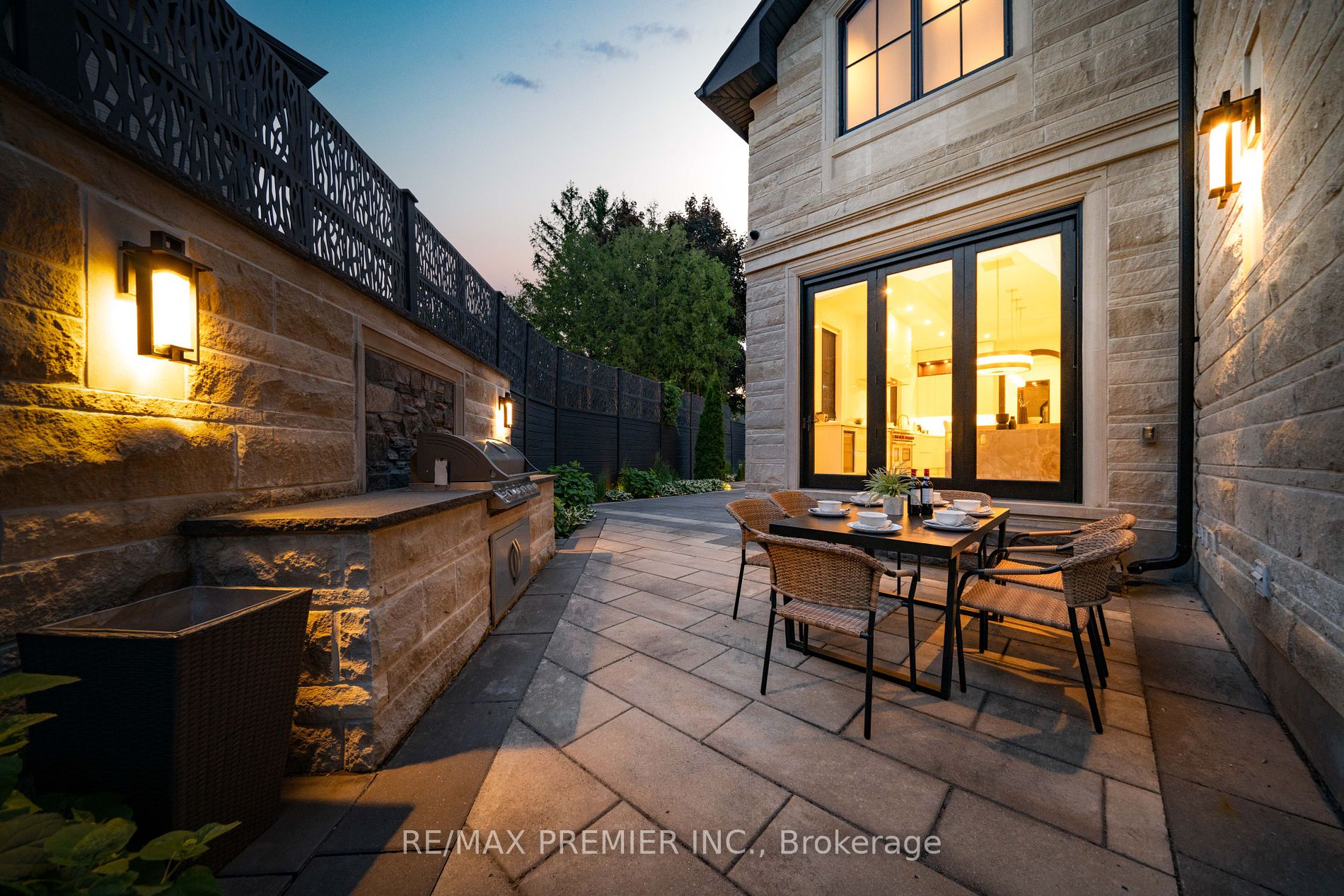 205 The Bridle Path