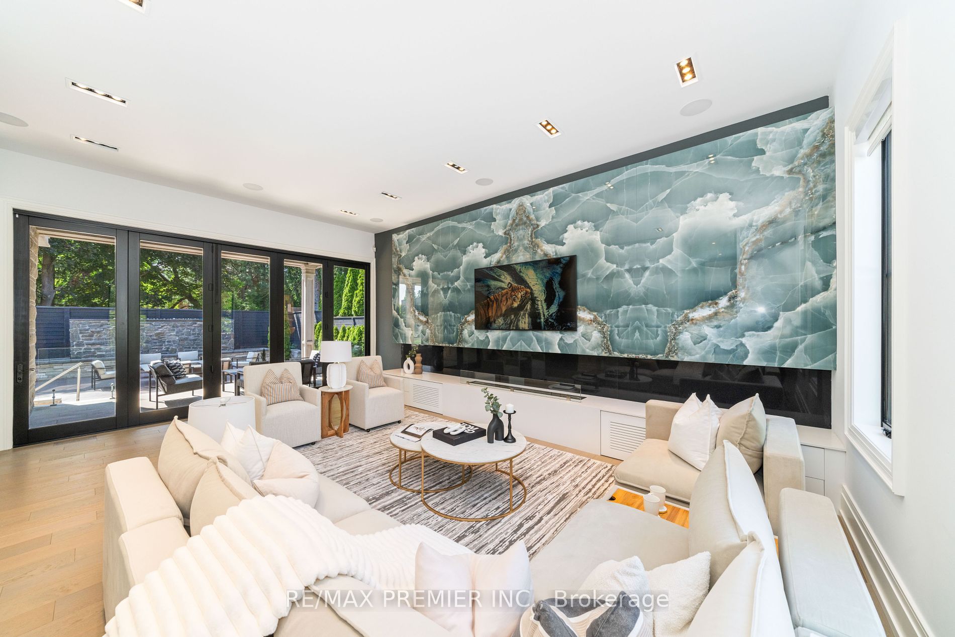 205 The Bridle Path