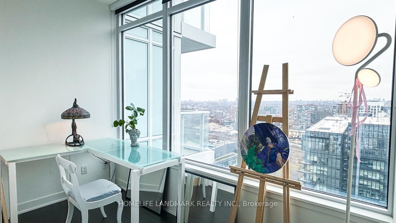 19 Bathurst Street #2906