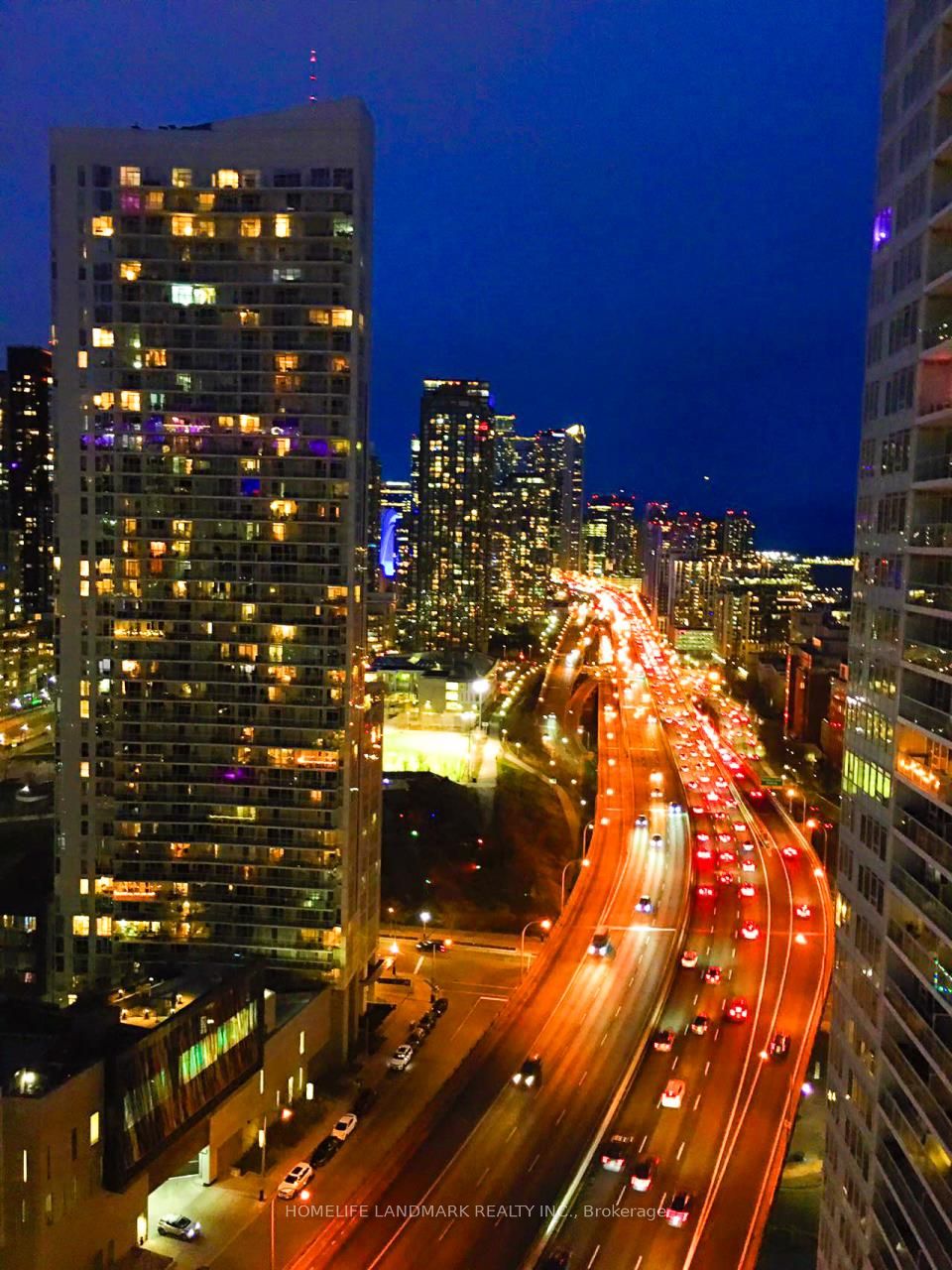 19 Bathurst Street #2906