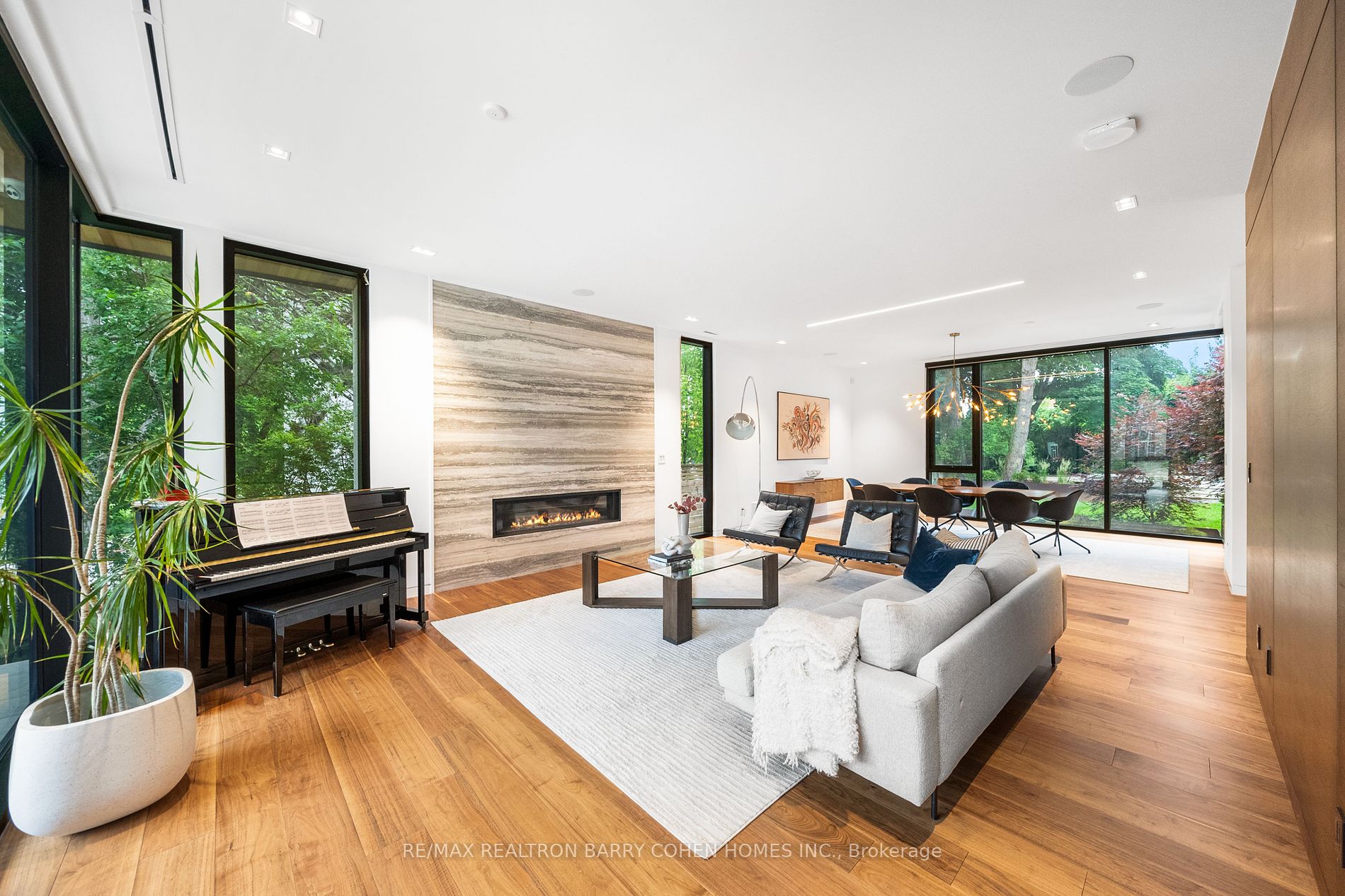123 Forest Heights Boulevard