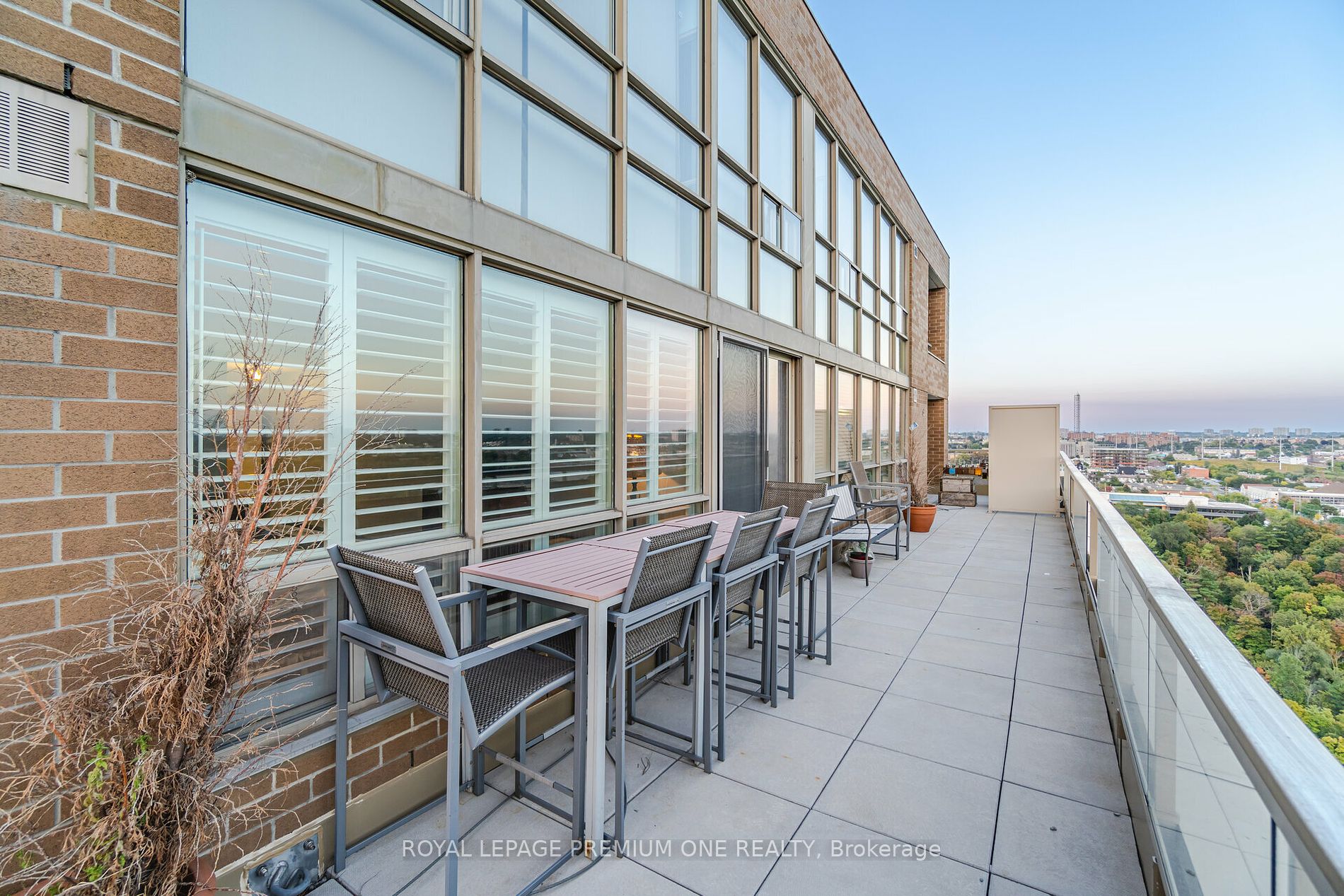 195 Wynford Dr, #2503