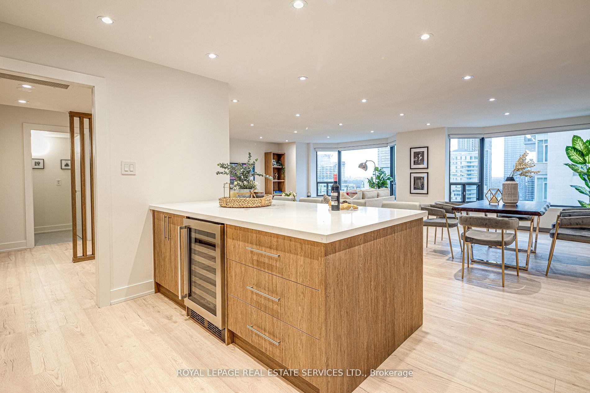 175 Cumberland St, #2008