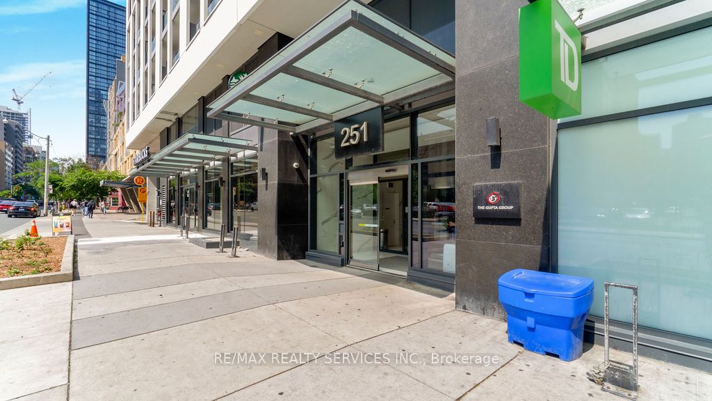 251 Jarvis Street, #1909