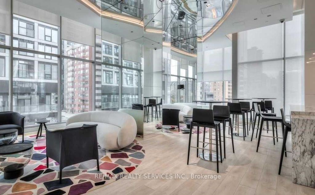 251 Jarvis Street, #1909