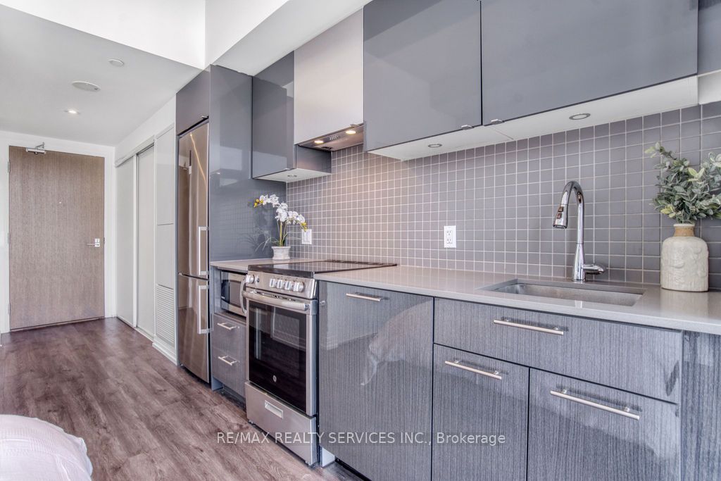 251 Jarvis Street, #1909