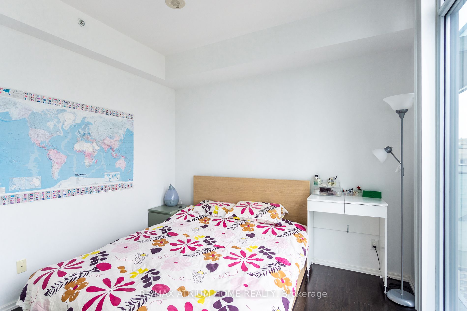 75 St Nicholas St, #2708