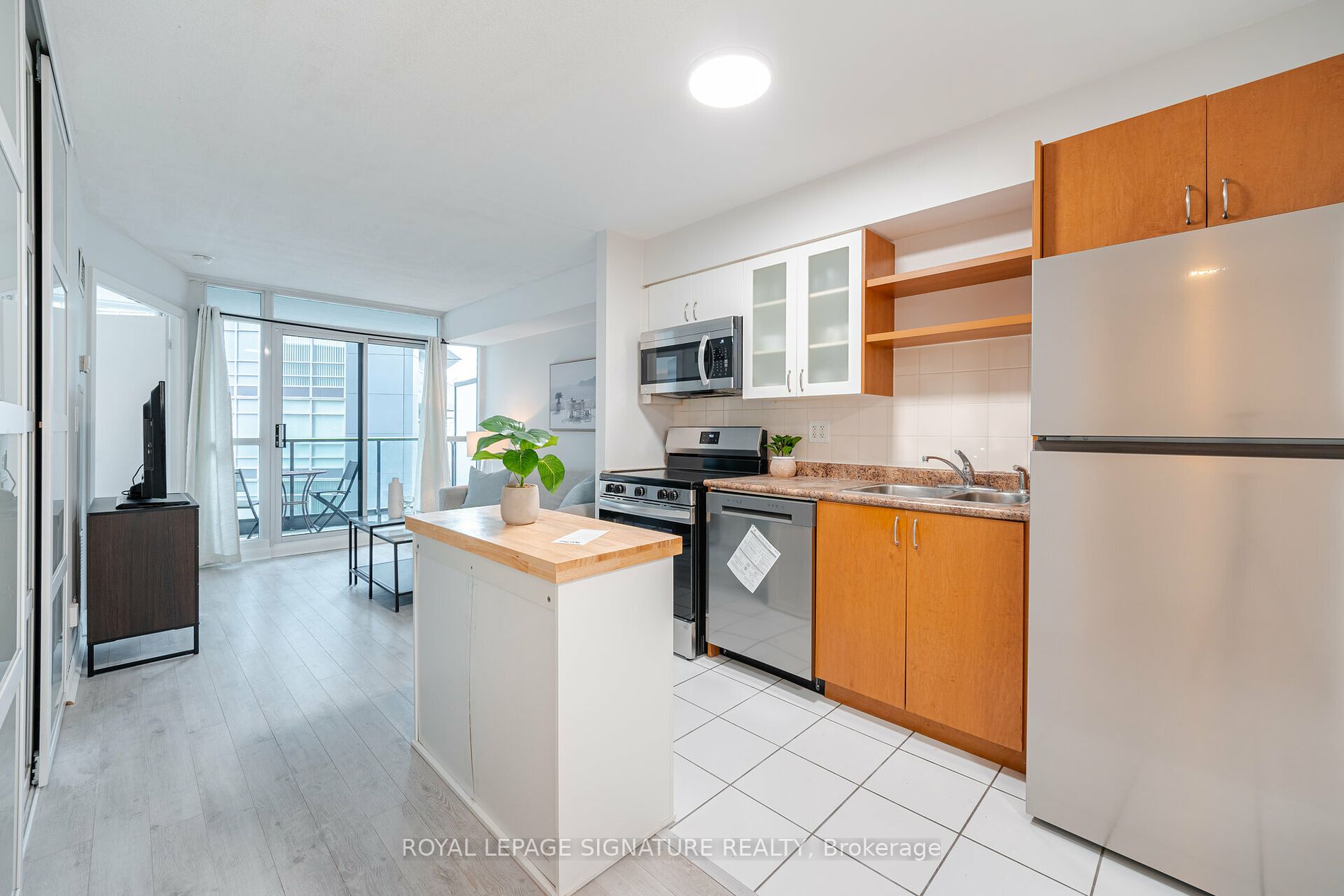 600 Fleet Street, #1012