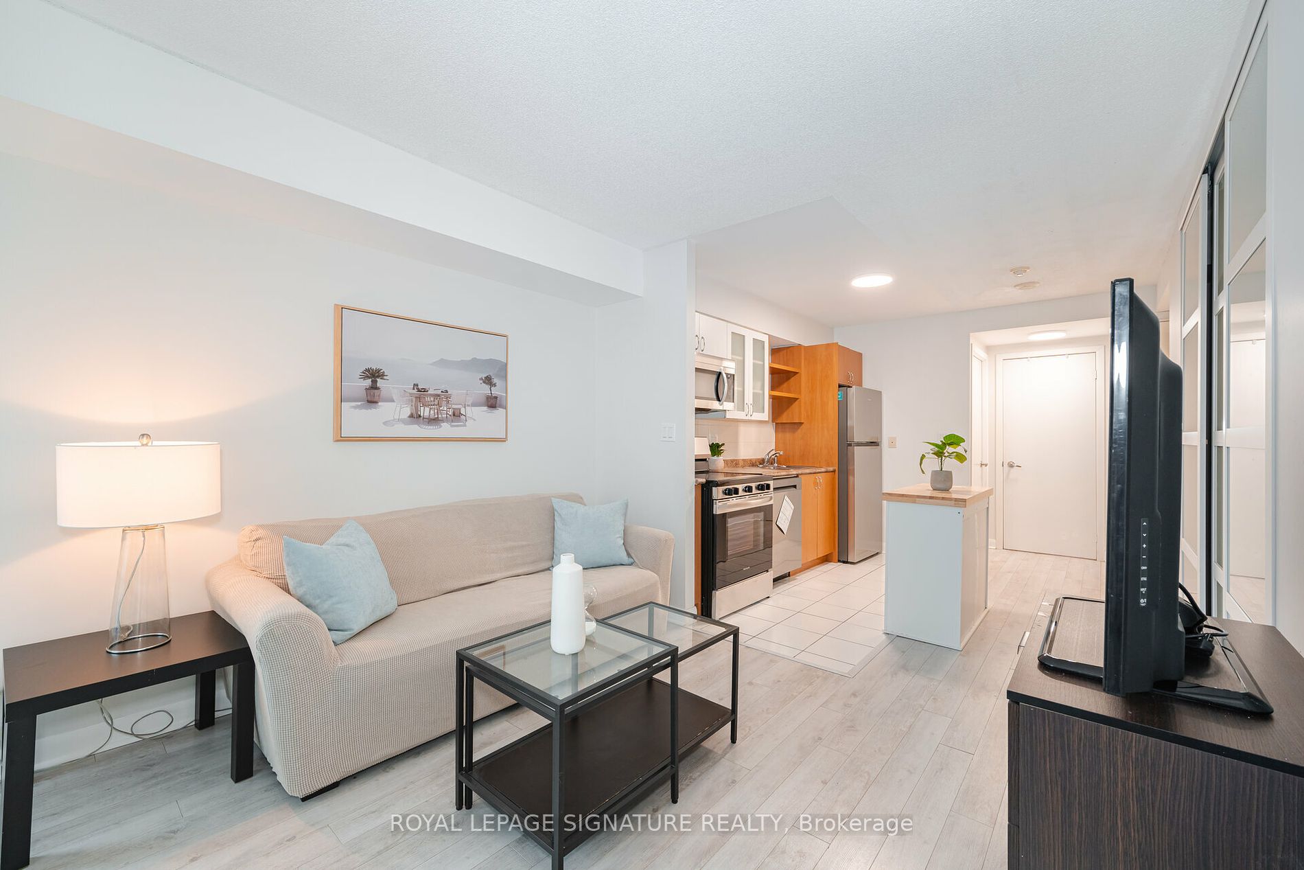 600 Fleet Street, #1012
