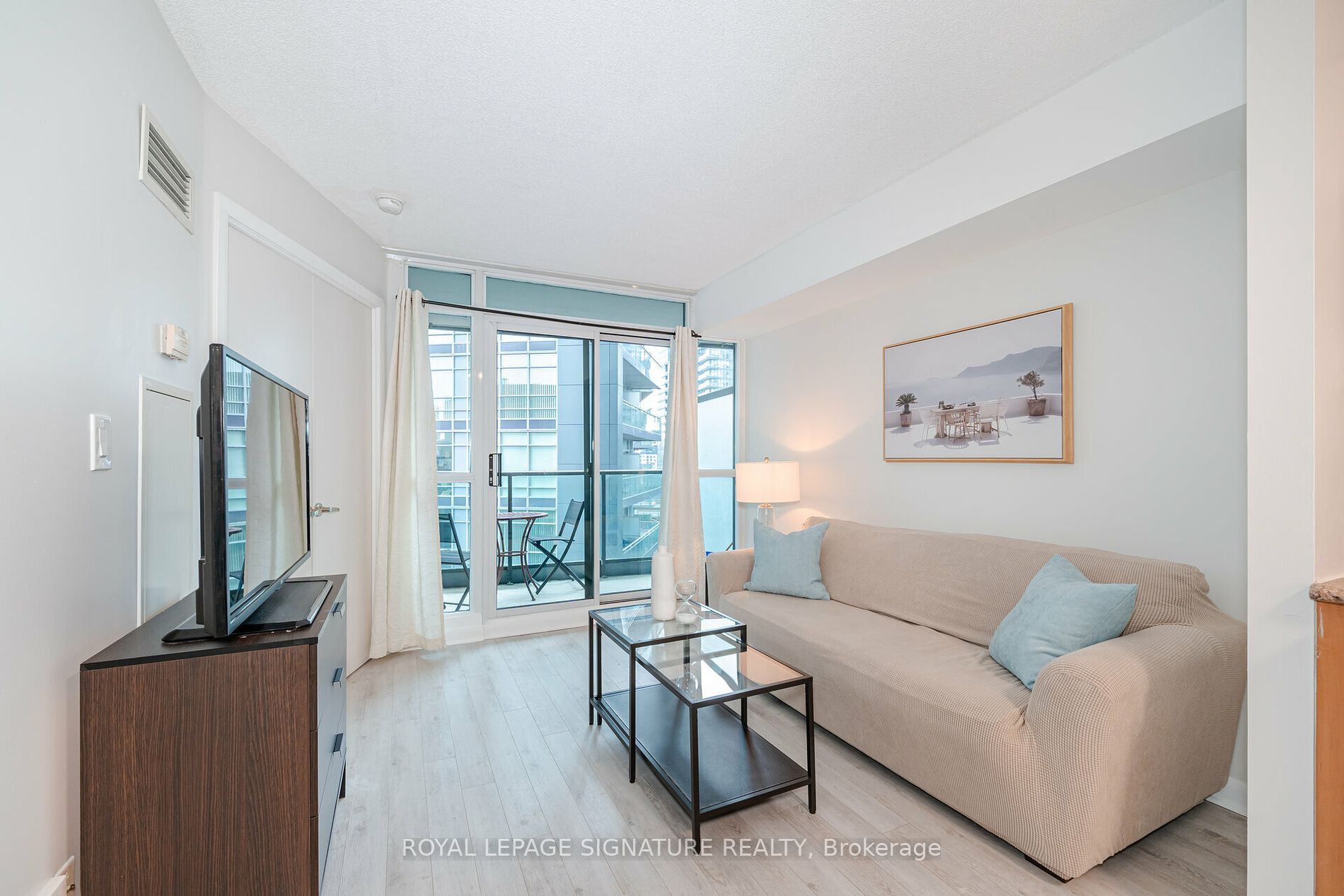 600 Fleet Street, #1012