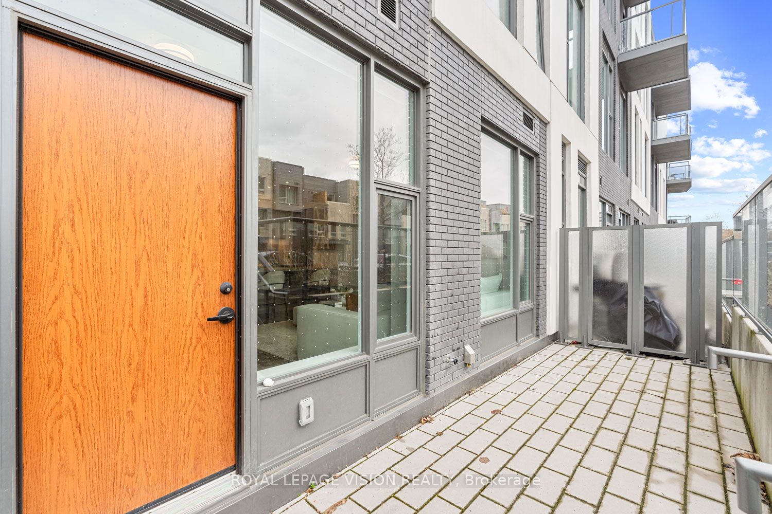 25 Adra Grado Way, #112