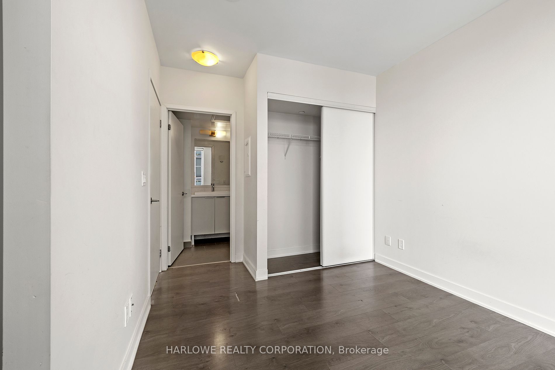 2 Sonic Way, #1805