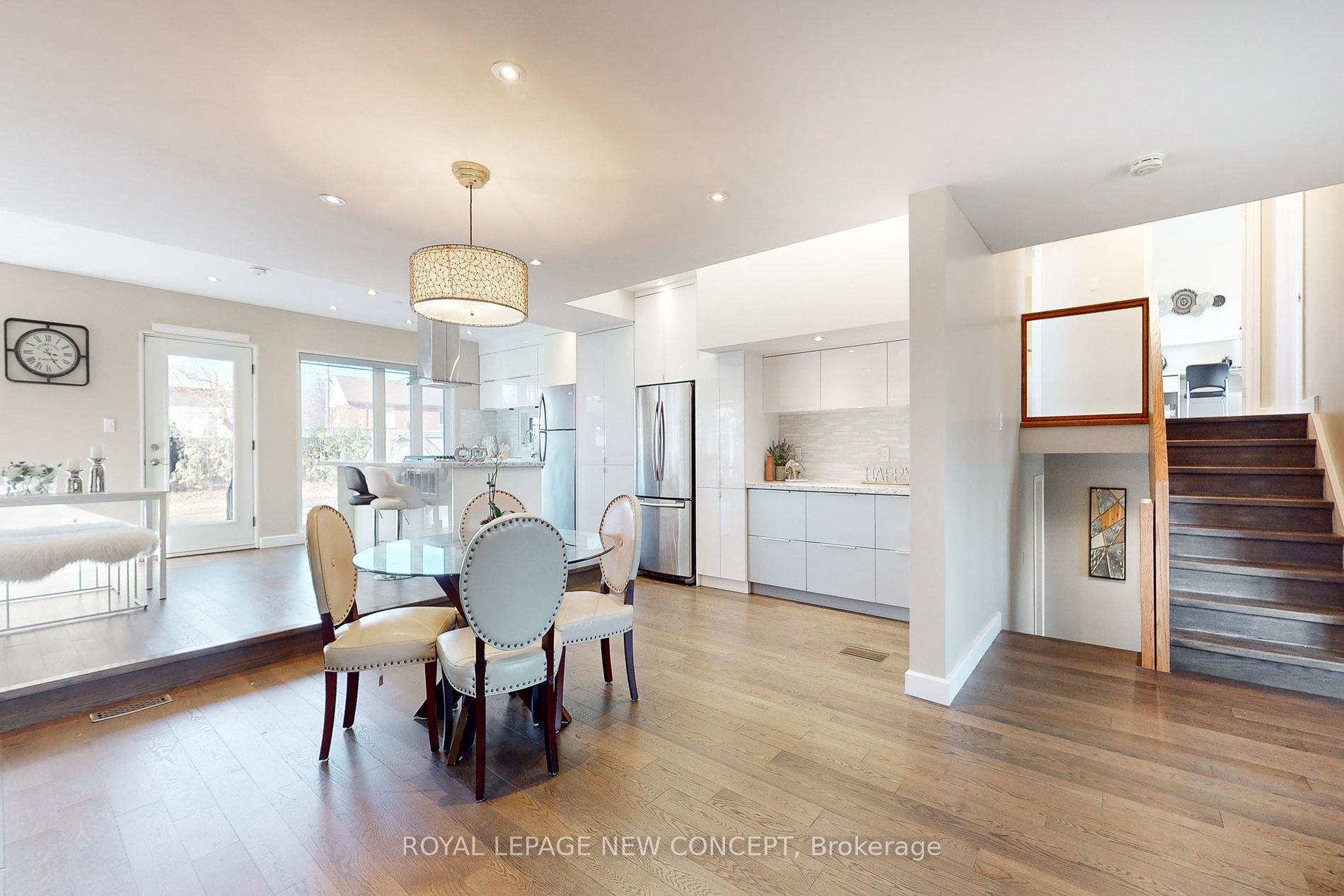 24 Fleetwell Court