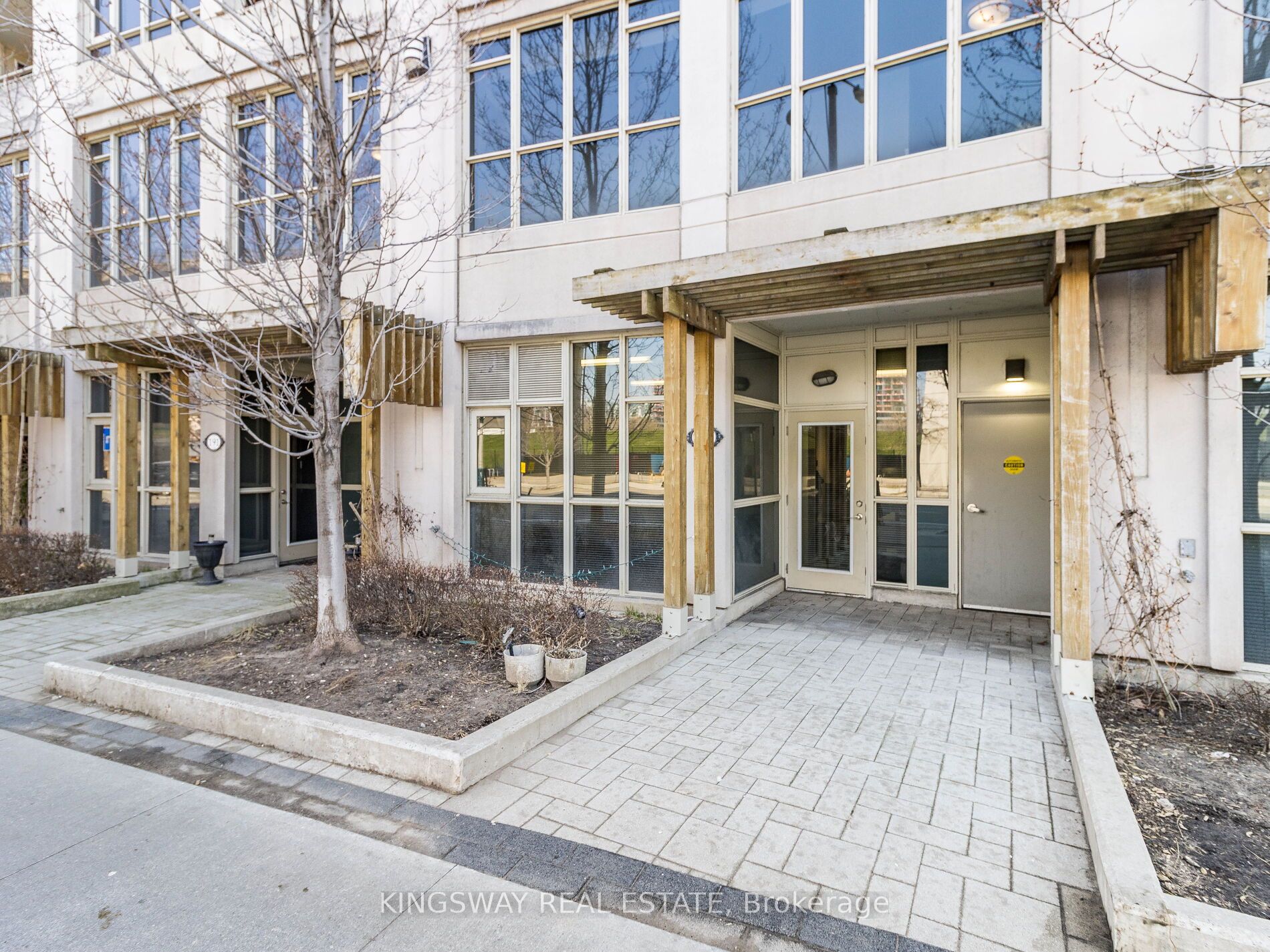 35 Bastion St, #119
