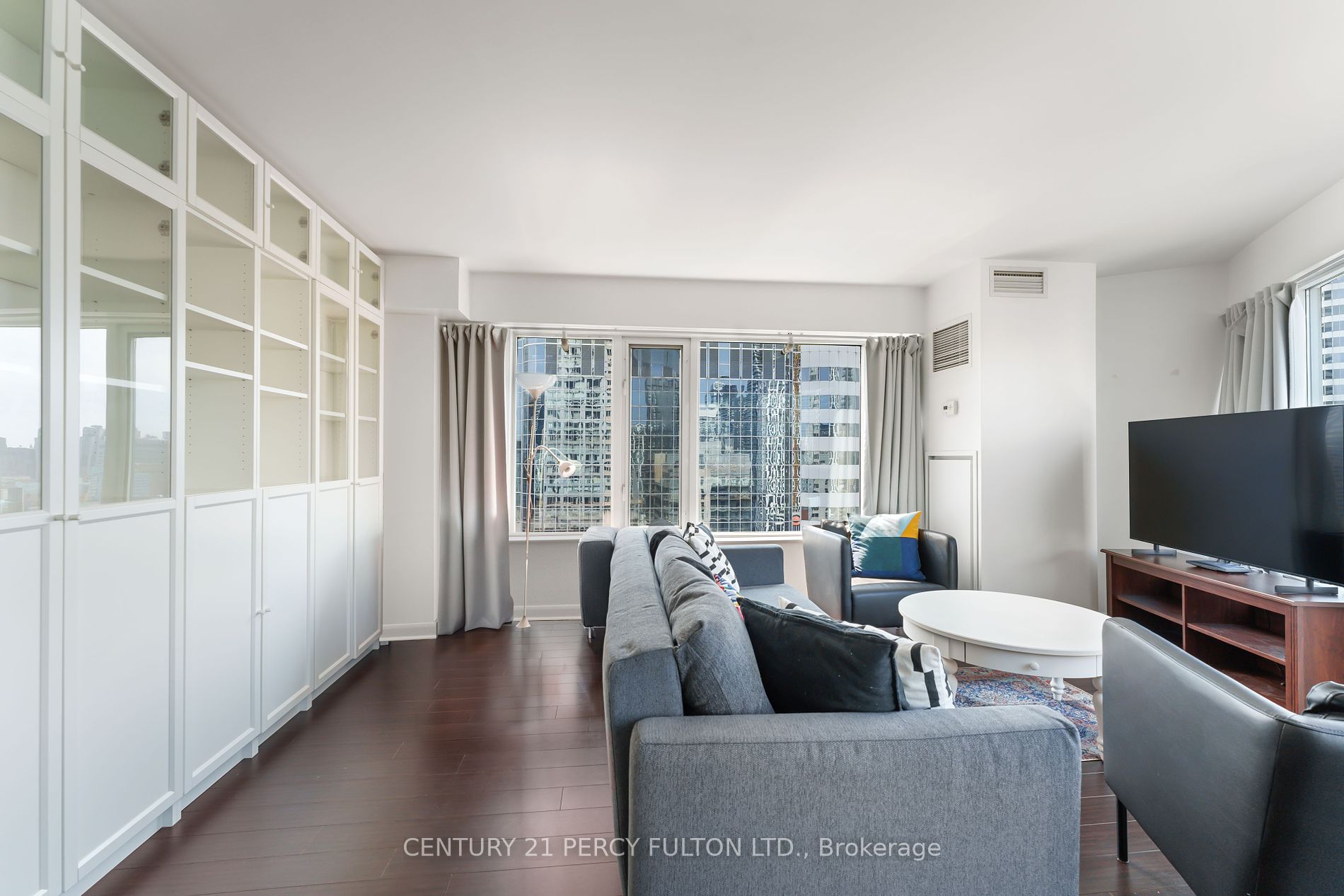 210 Victoria Street, #2411
