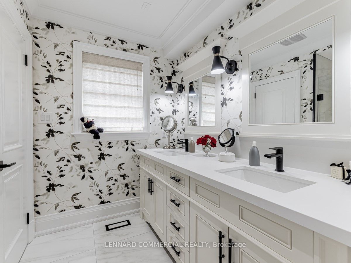 317 Lonsdale Rd, #1B