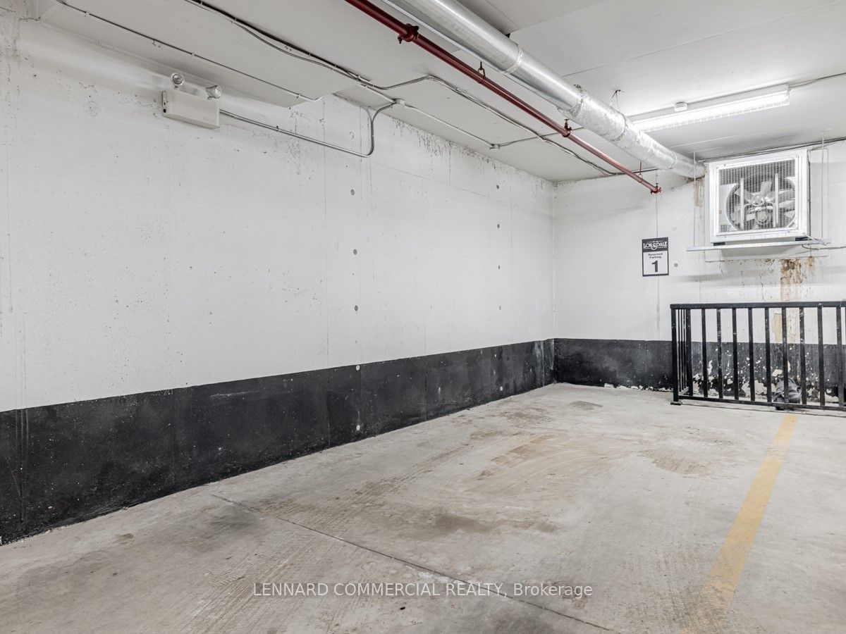 317 Lonsdale Rd, #1B