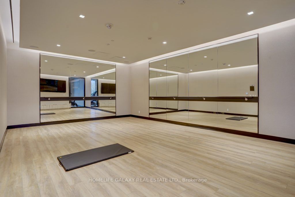 2020 Bathurst St, #307