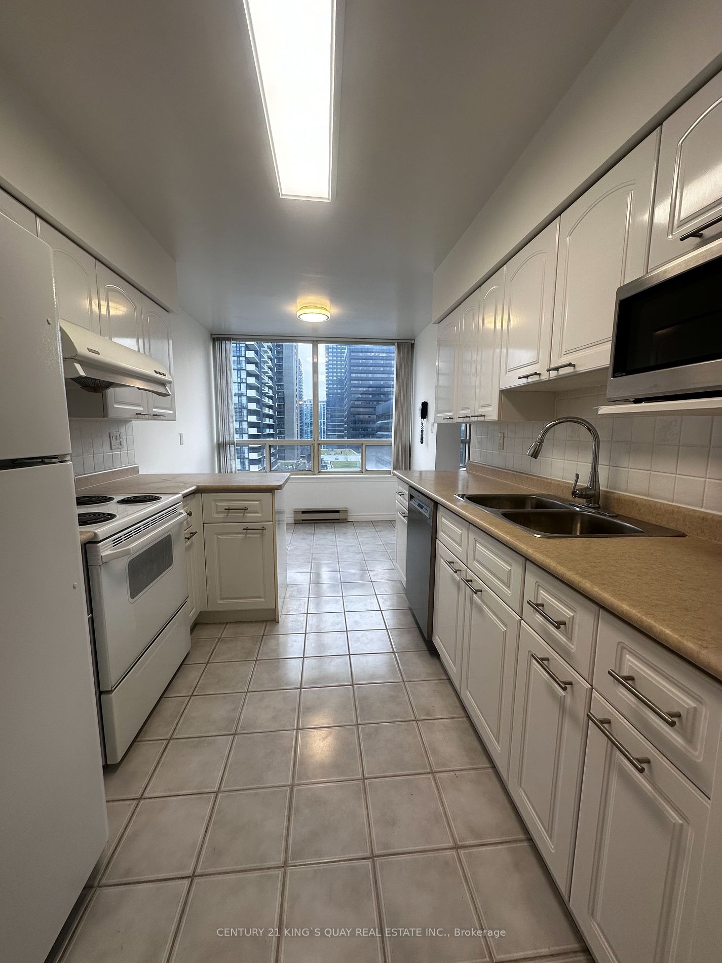 30 Greenfield Avenue #1211