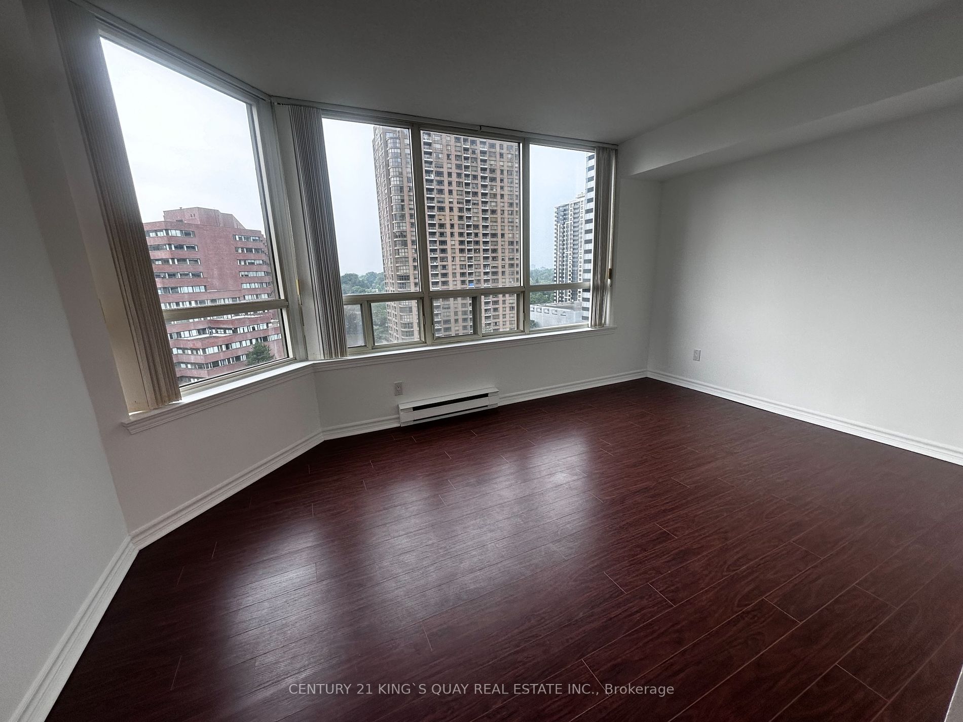 30 Greenfield Avenue #1211