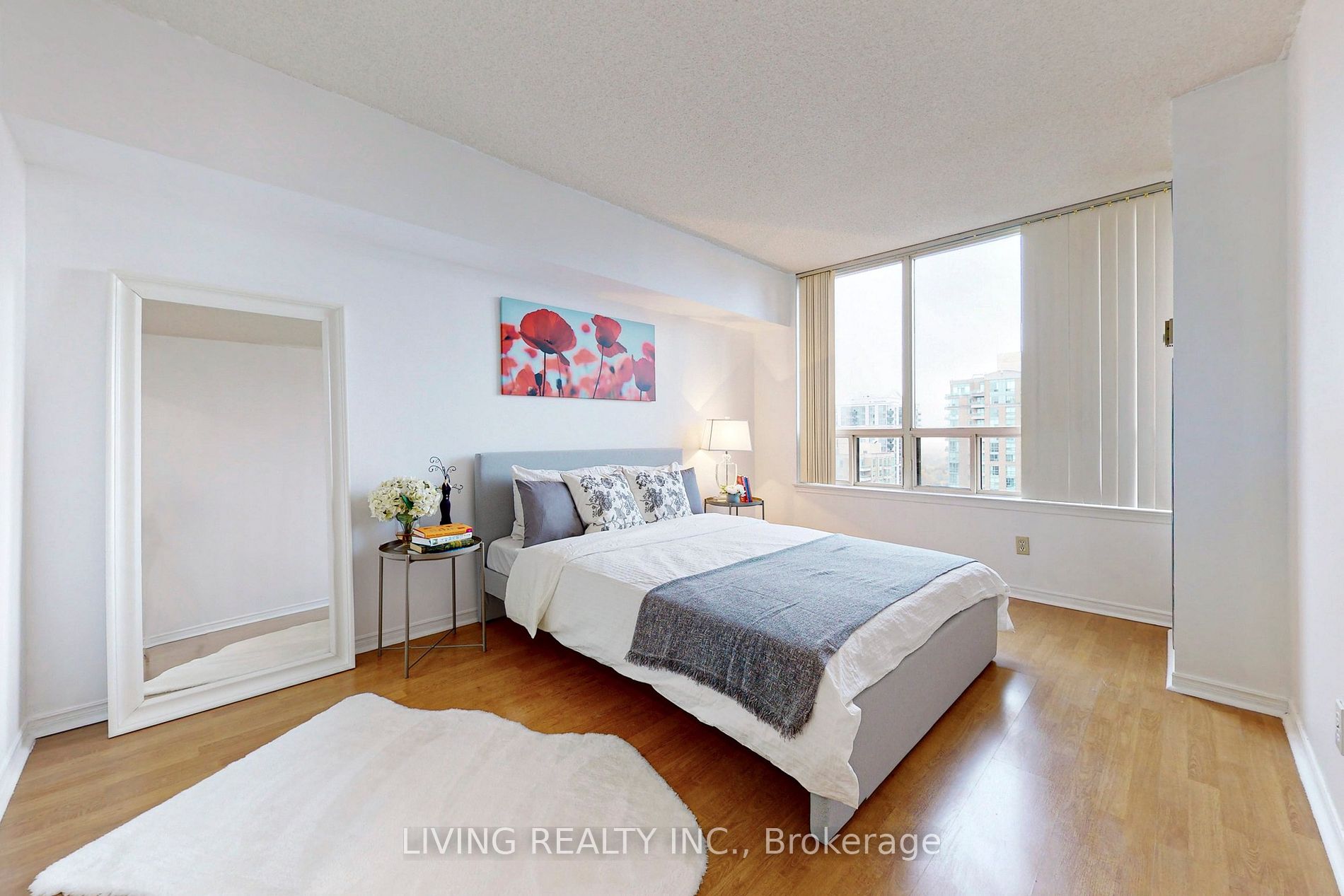 7 Bishop Avenue, #2016