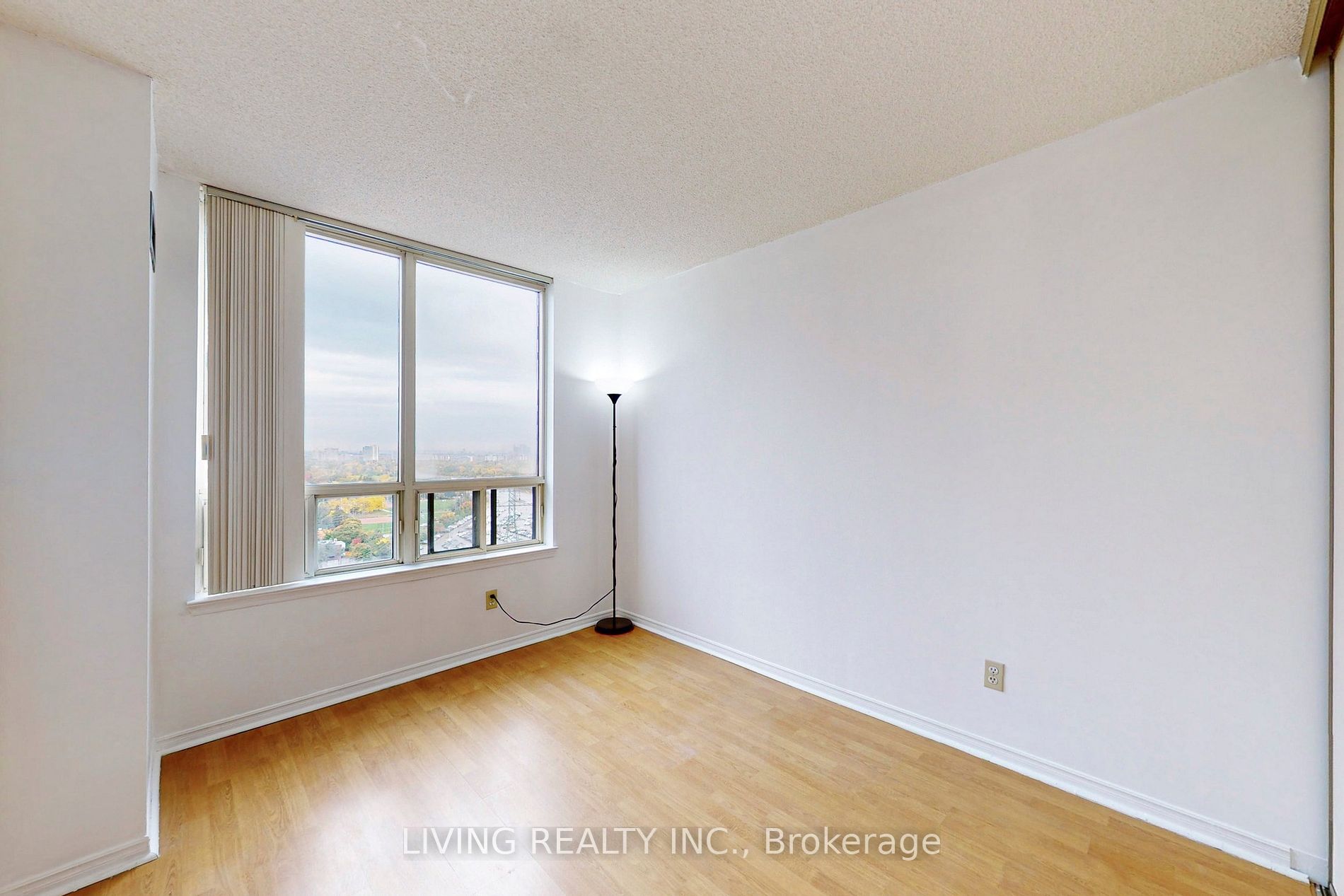 7 Bishop Avenue, #2016