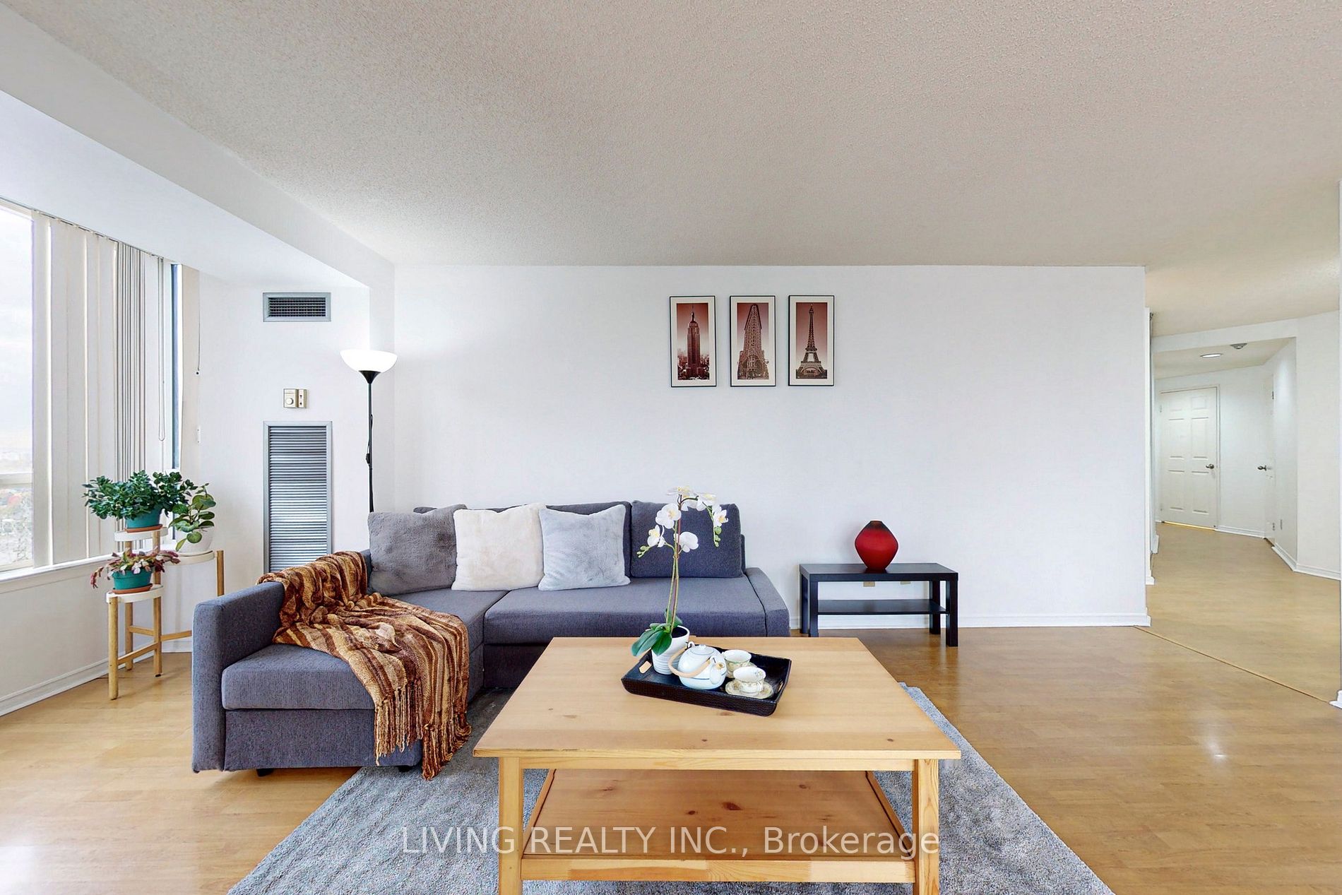 7 Bishop Avenue, #2016