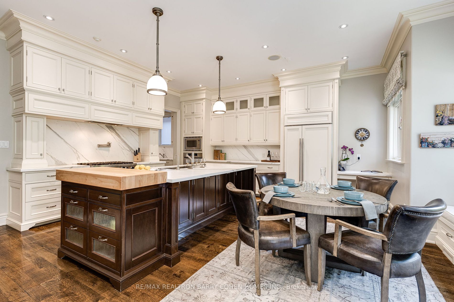 16 Delavan Ave