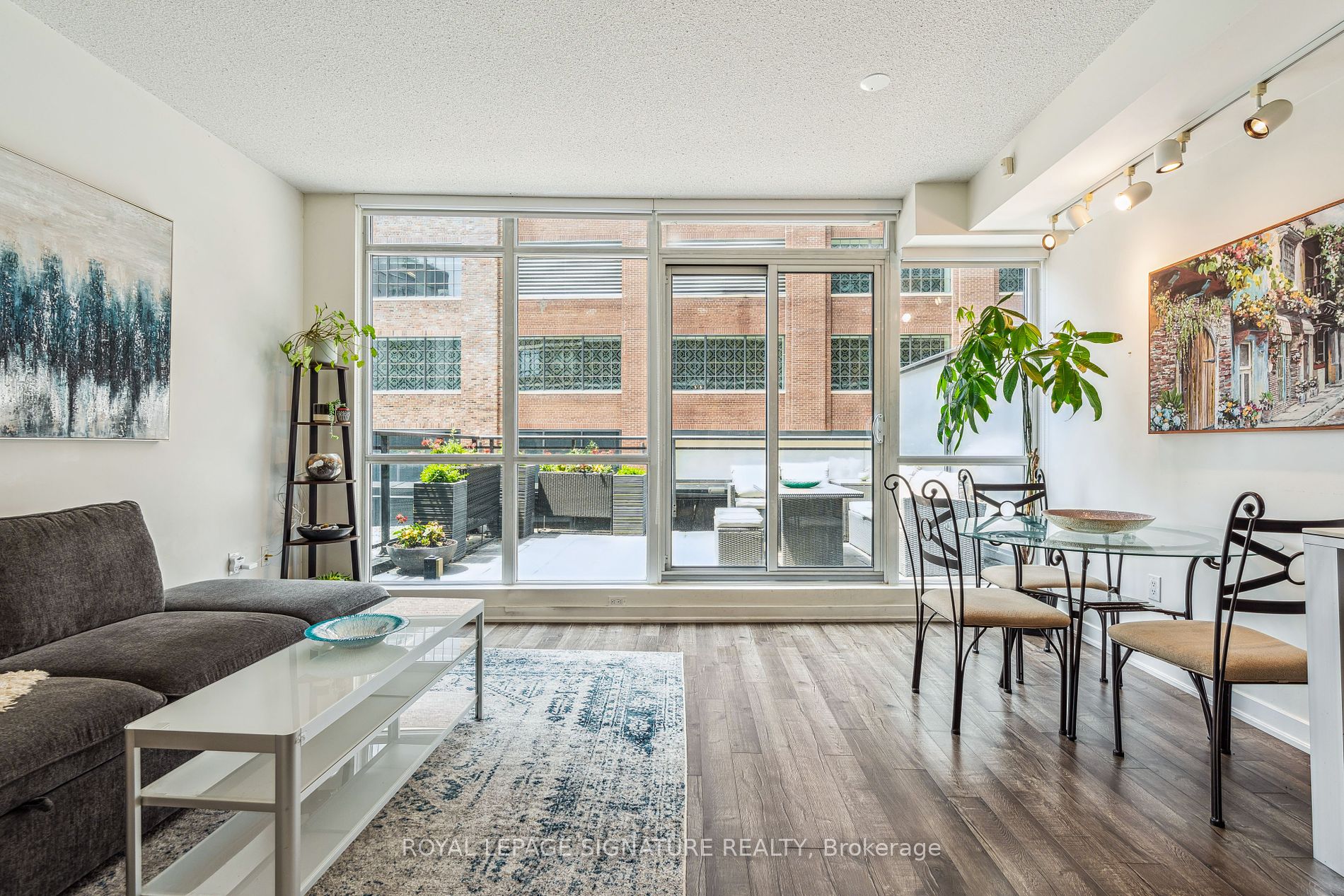 38 Dan Leckie Way, #223