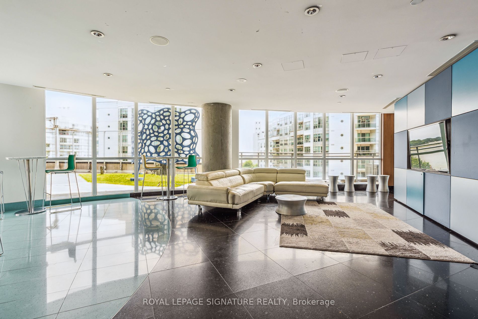38 Dan Leckie Way, #223